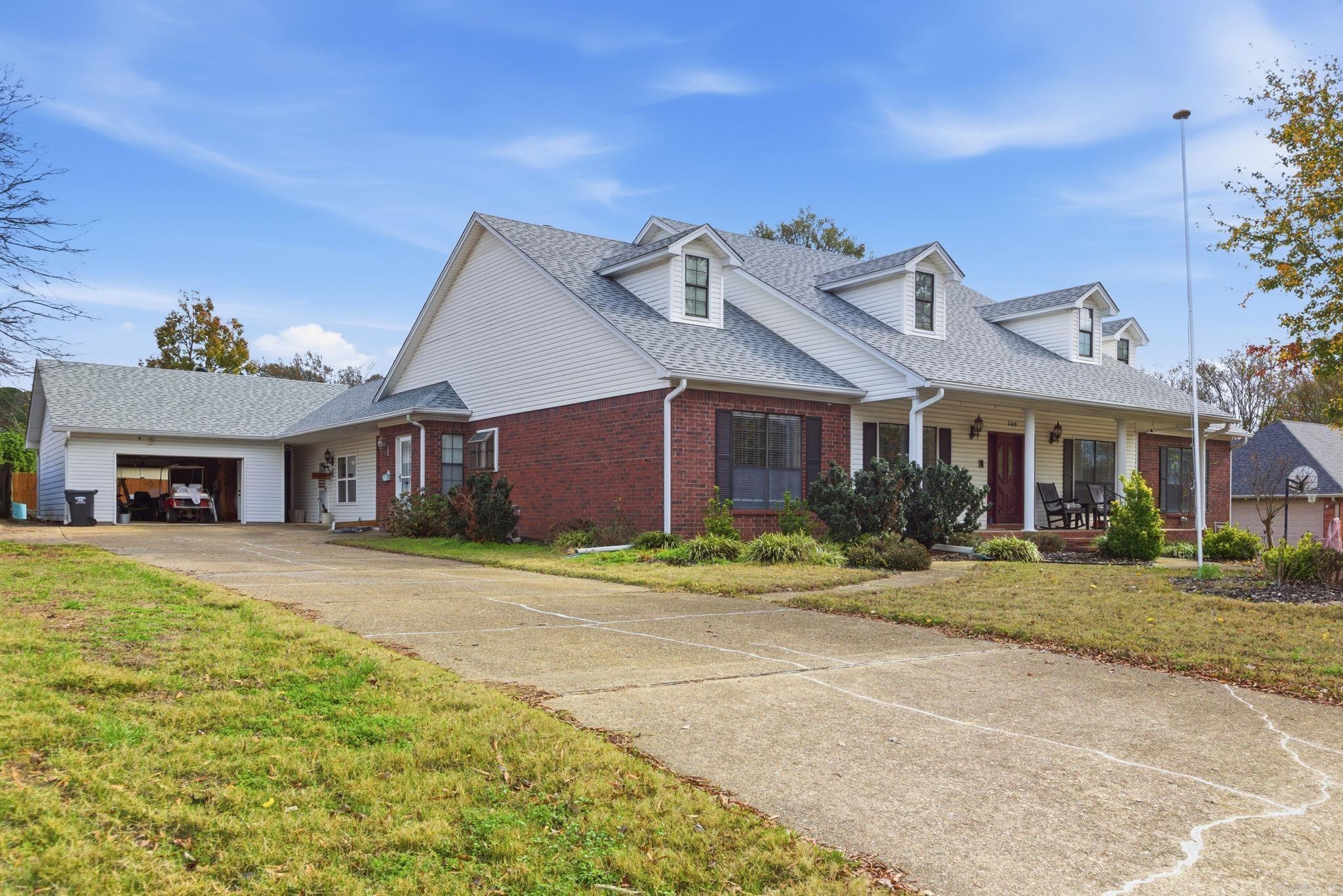 RICHARDSON PLACE - Residential