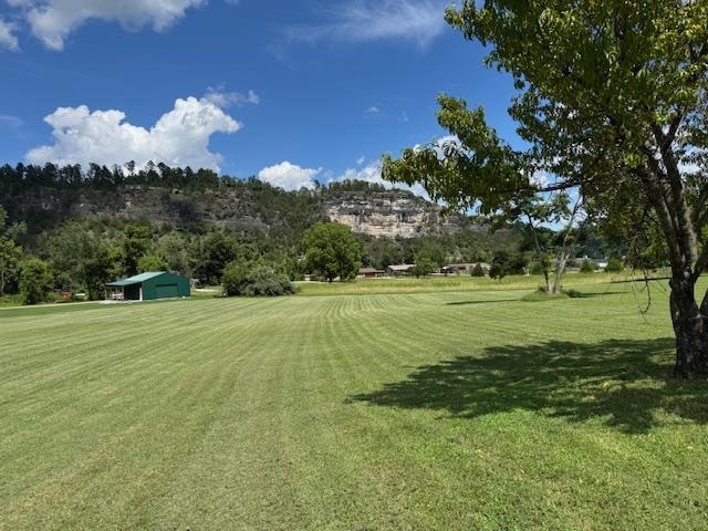 RIVER SIDE MEADOWS - Residential
