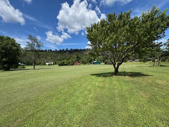 RIVER SIDE MEADOWS - Residential