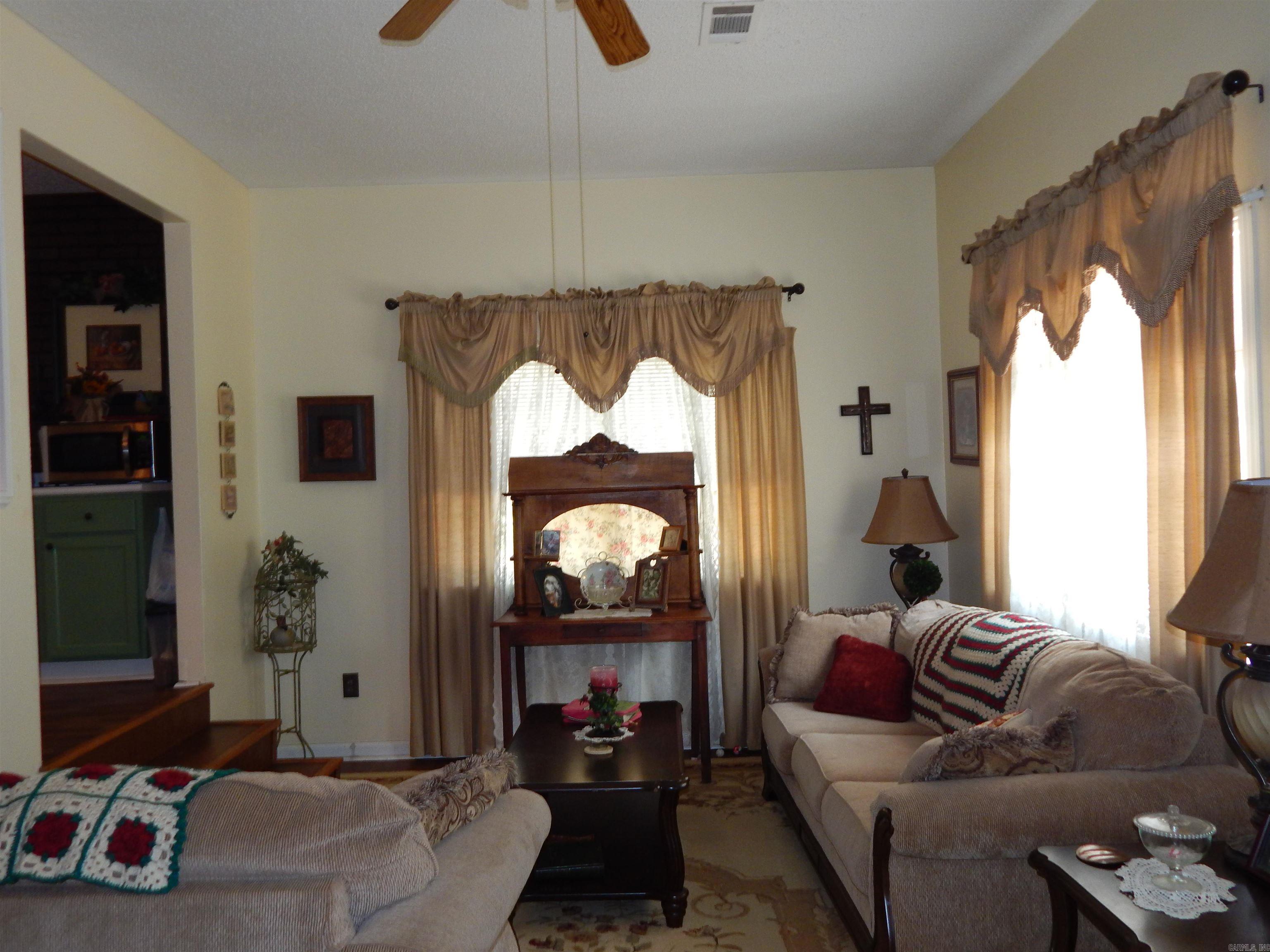 VALLEY OAKS - Residential