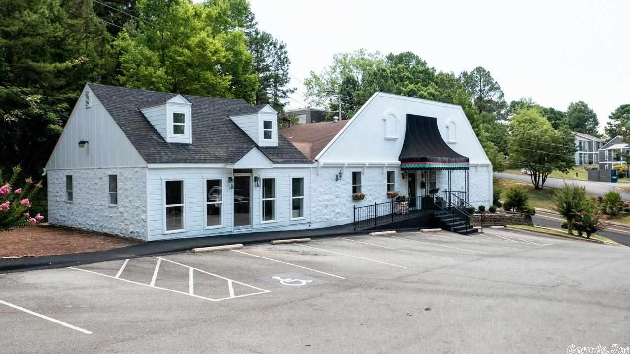 Woodland Hills - Commercial Sale