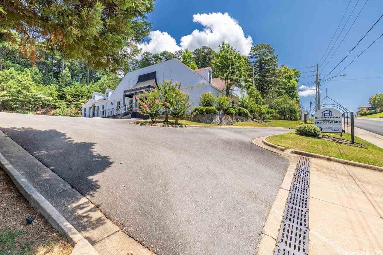 Woodland Hills - Commercial Sale