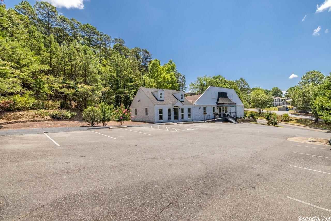 Woodland Hills - Commercial Sale