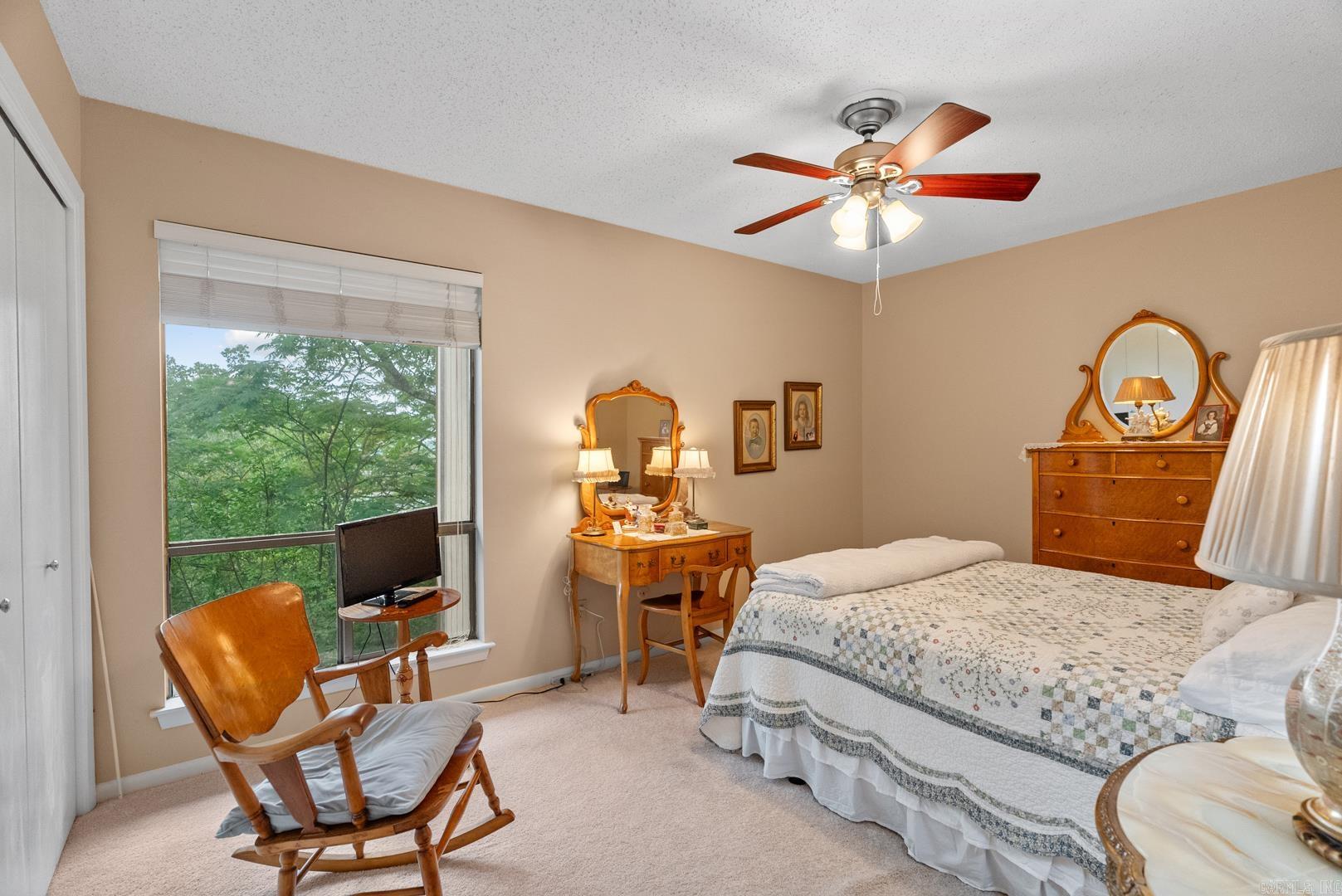 Forest Hills Condos - Residential Lease