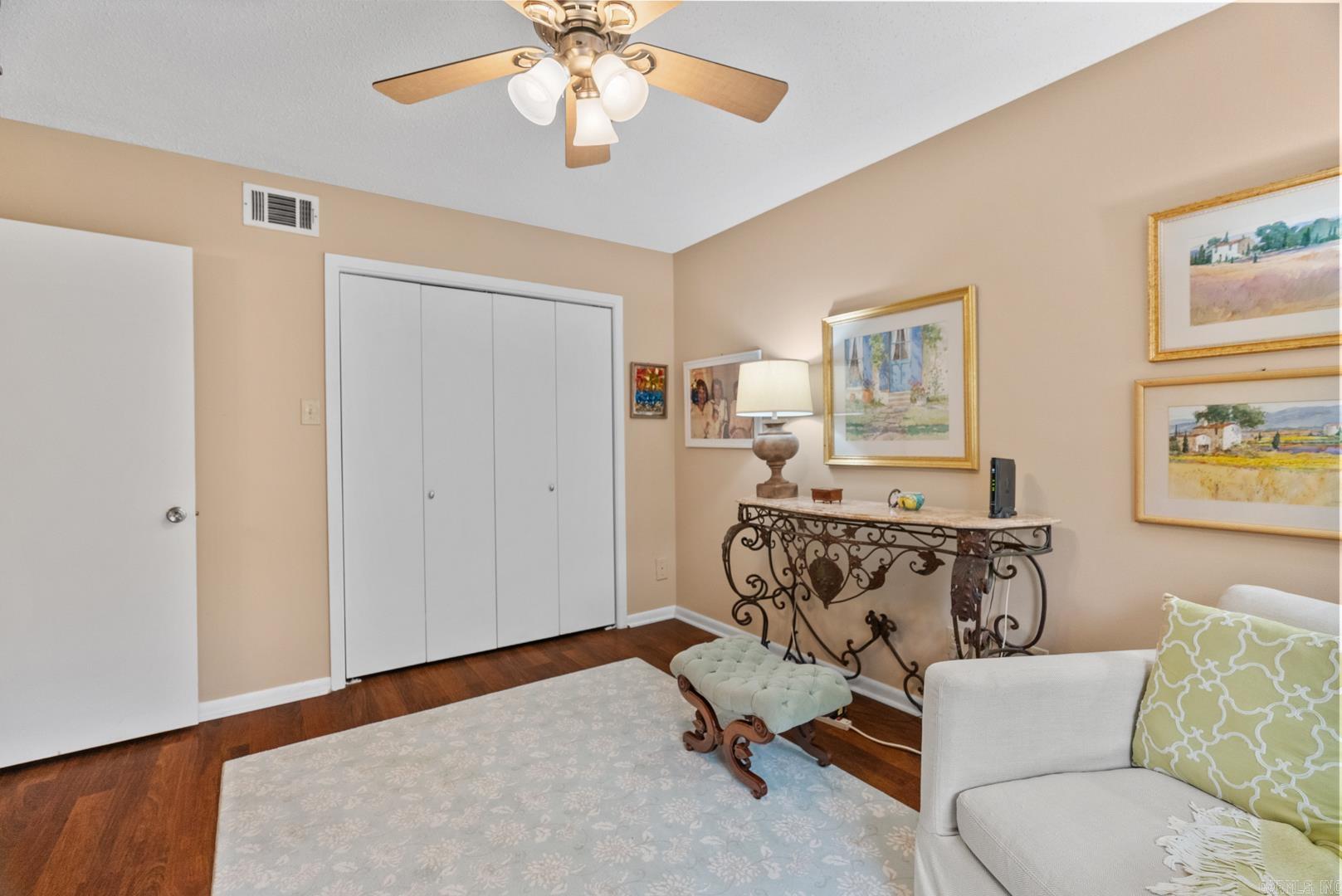 Forest Hills Condos - Residential Lease