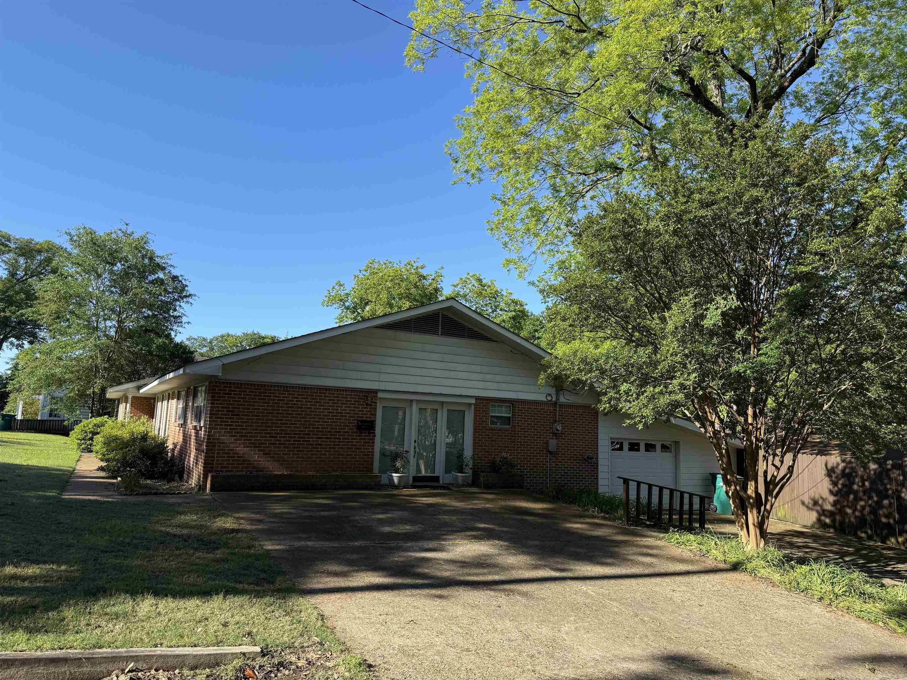 WILSON & FERGUSON - Residential