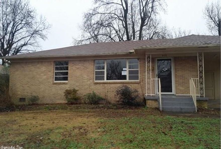 PARK HILL North Little Rock...Beautiful hardwood floors in this 3br/2ba home.  HUD Owned property For Sale.  For information on bidding, Earnest Money procedures and more, visit:  www.HUDHomestore.com.  Please refer to HUDHomeStore.com for the most recent bidding period details and information on this property.  Property is Sold “AS IS”.  All Offers are to be submitted electronically at:  www.HUDHomeStore.com.  (SEE AGENT CONFIDENTIAL REMARKS FOR FURTHER INSTRUCTIONS)