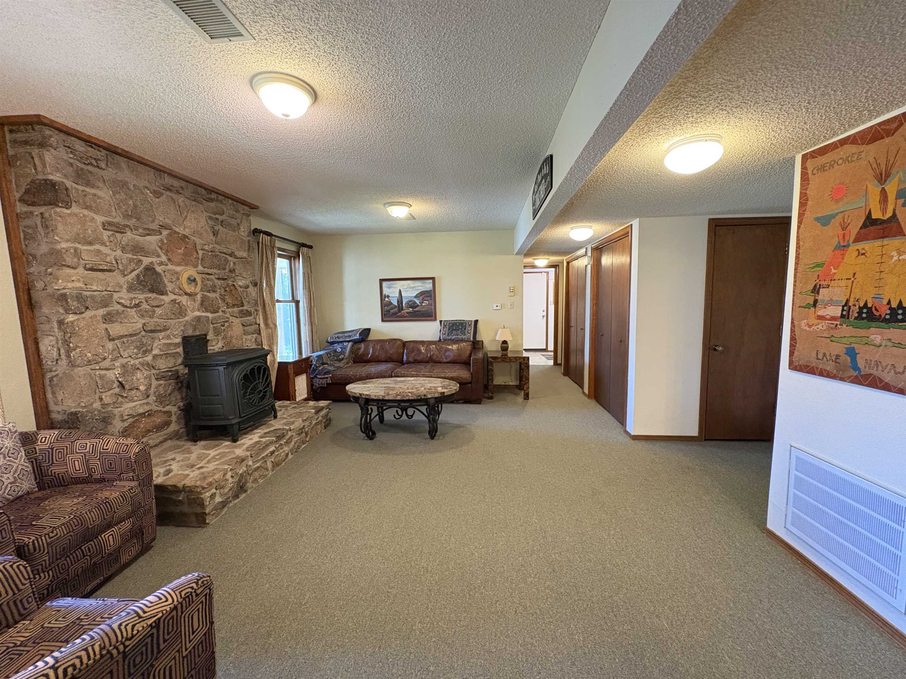 Navajo Third - Residential