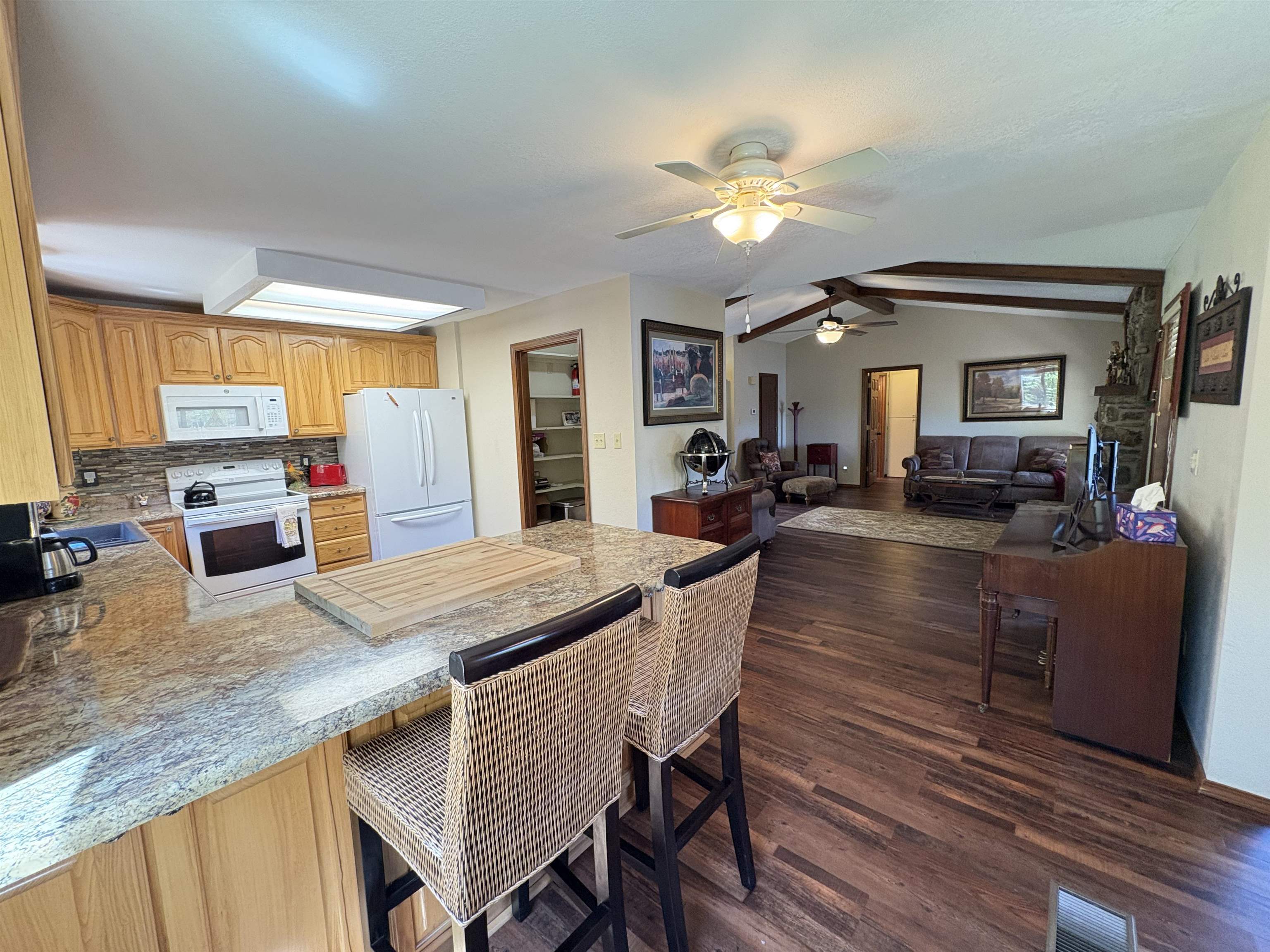 Navajo Third - Residential