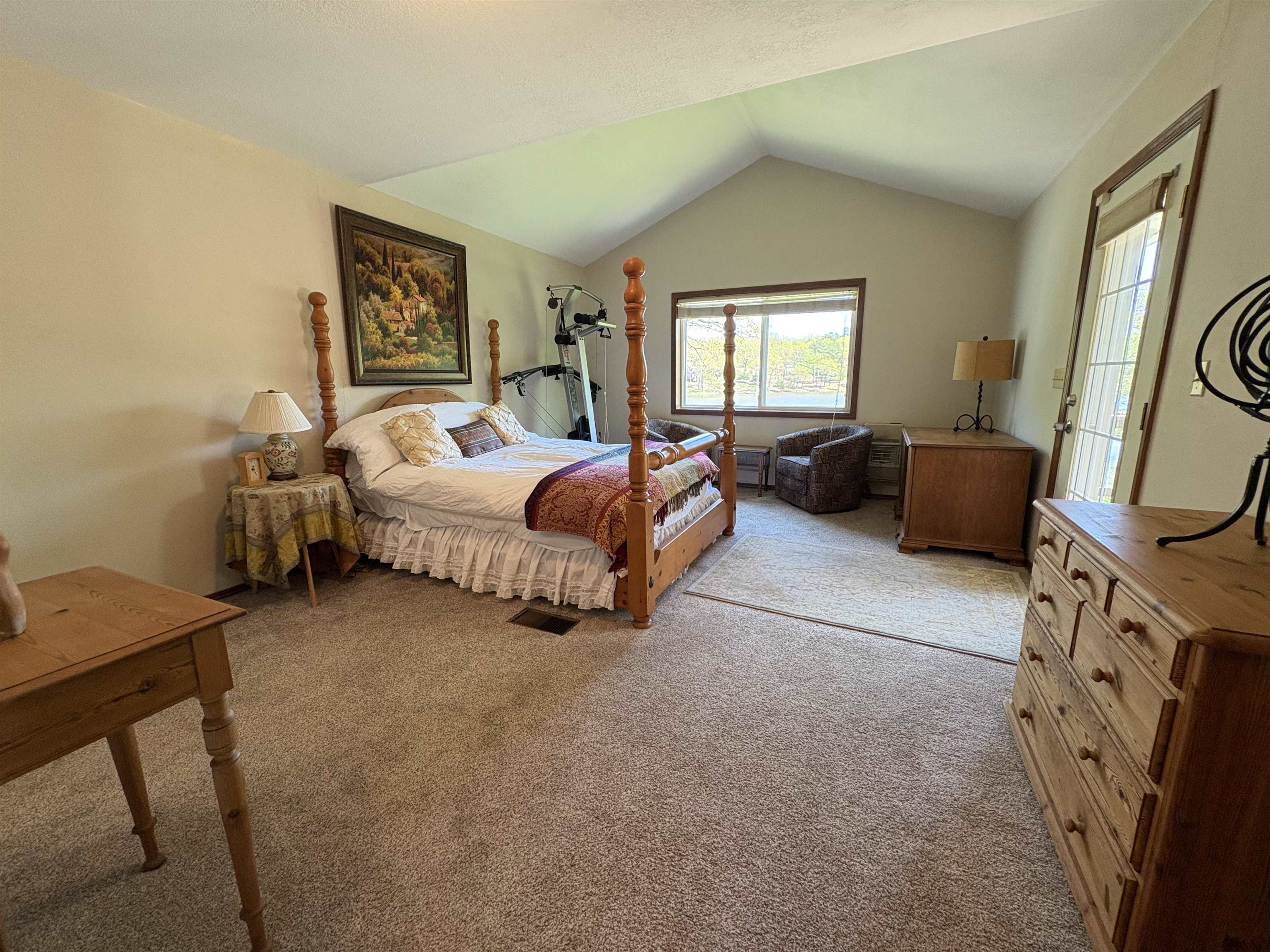 Navajo Third - Residential