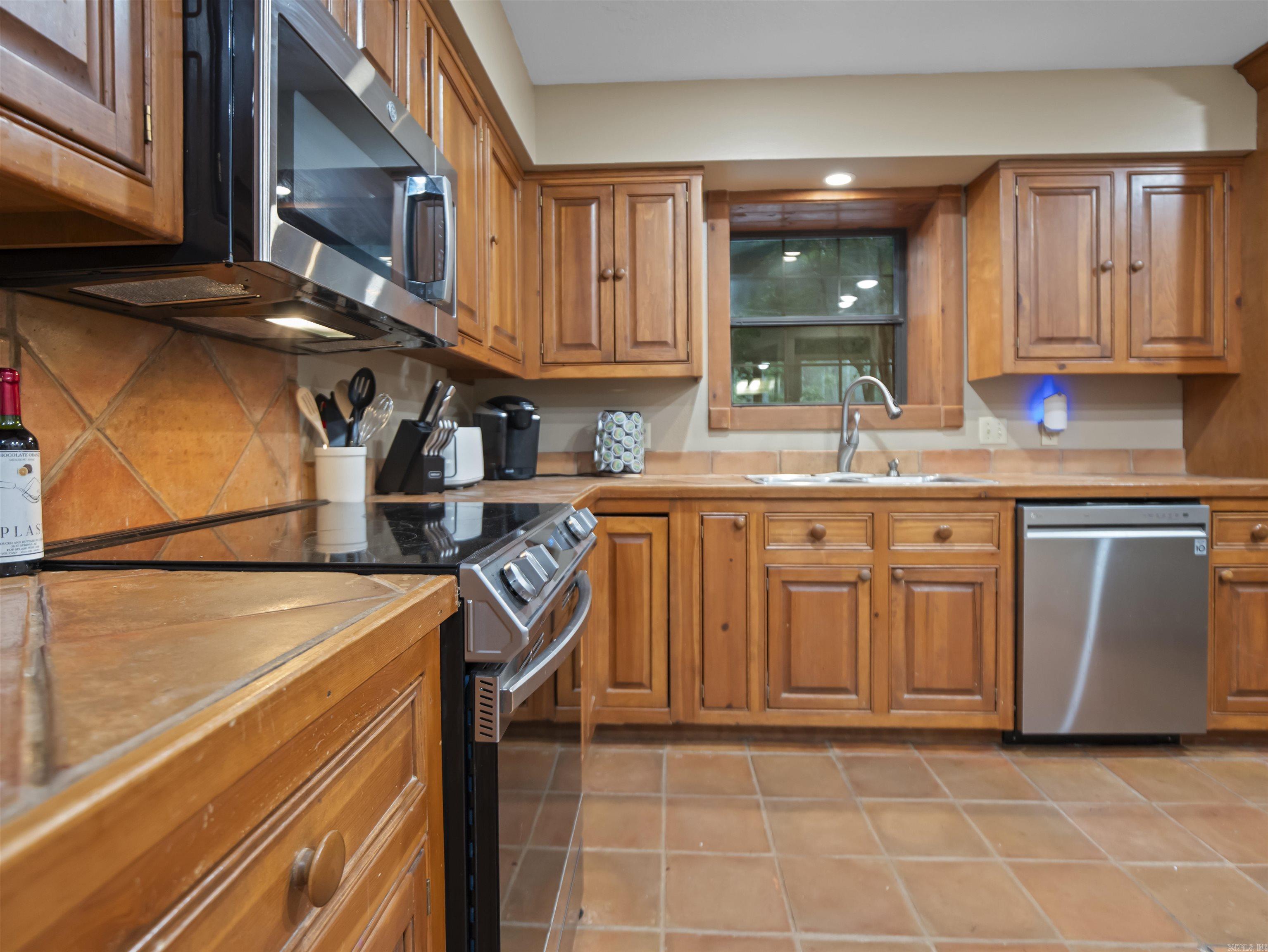 BURGOS - Residential