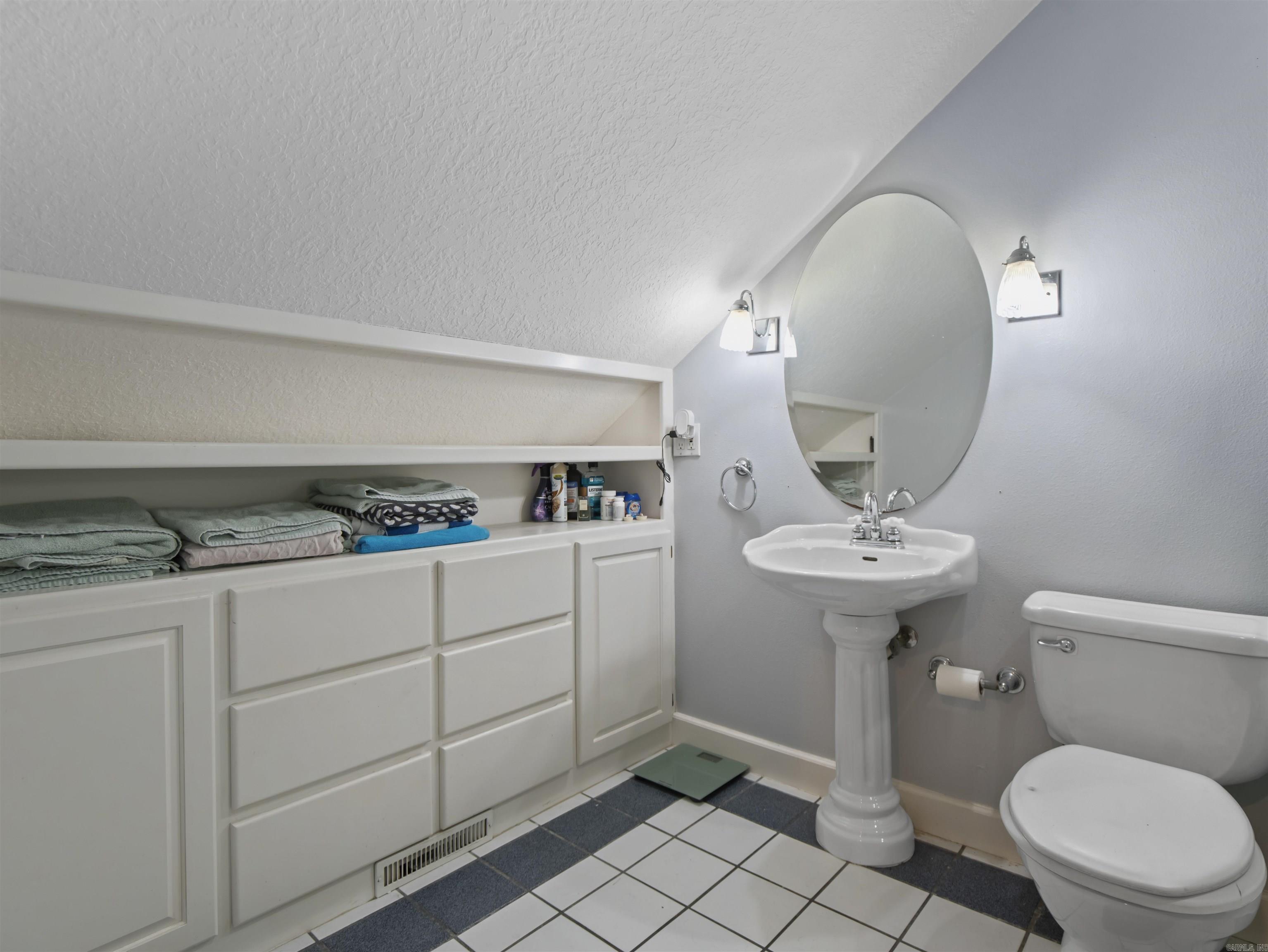 BURGOS - Residential