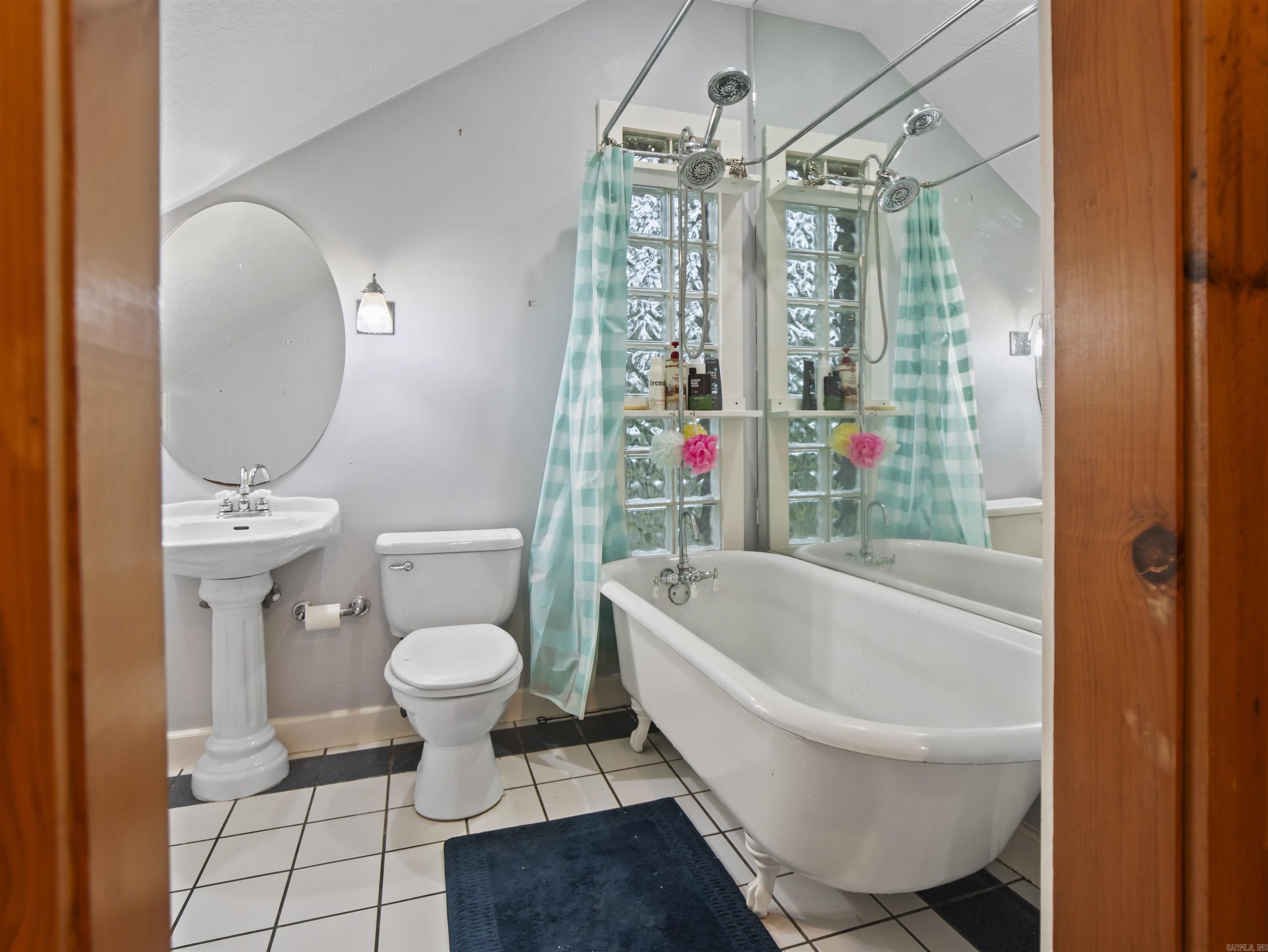 BURGOS - Residential