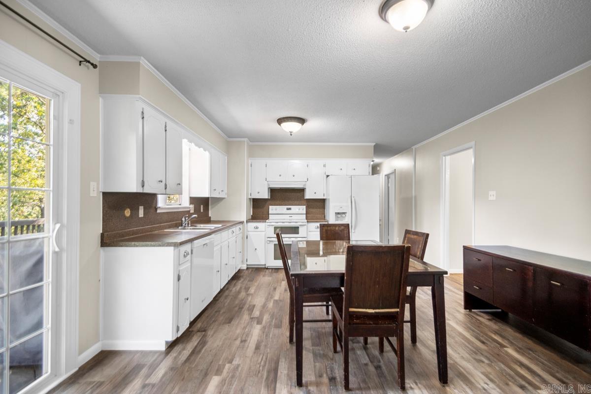 WALTON HEIGHTS - Residential