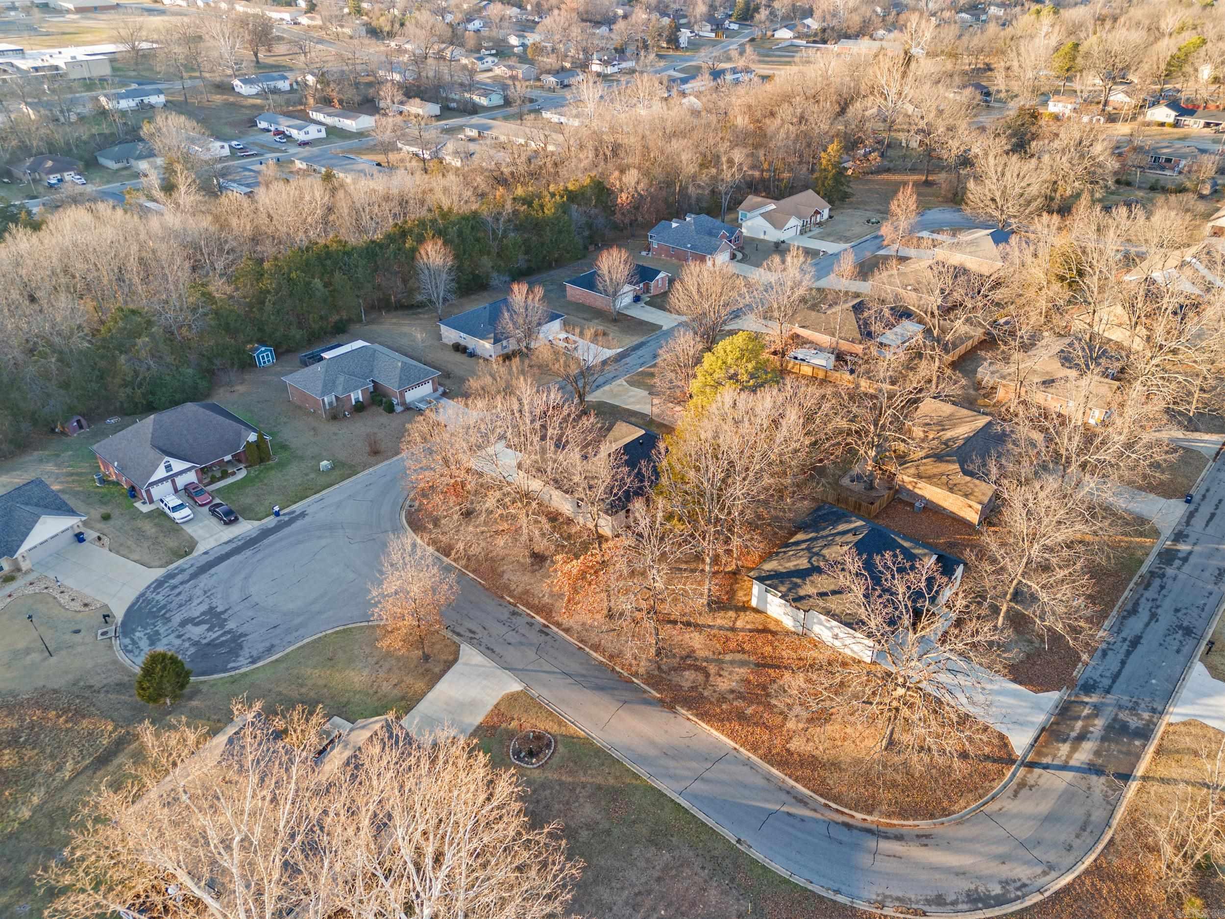 Delwood Manor 3rd - Residential