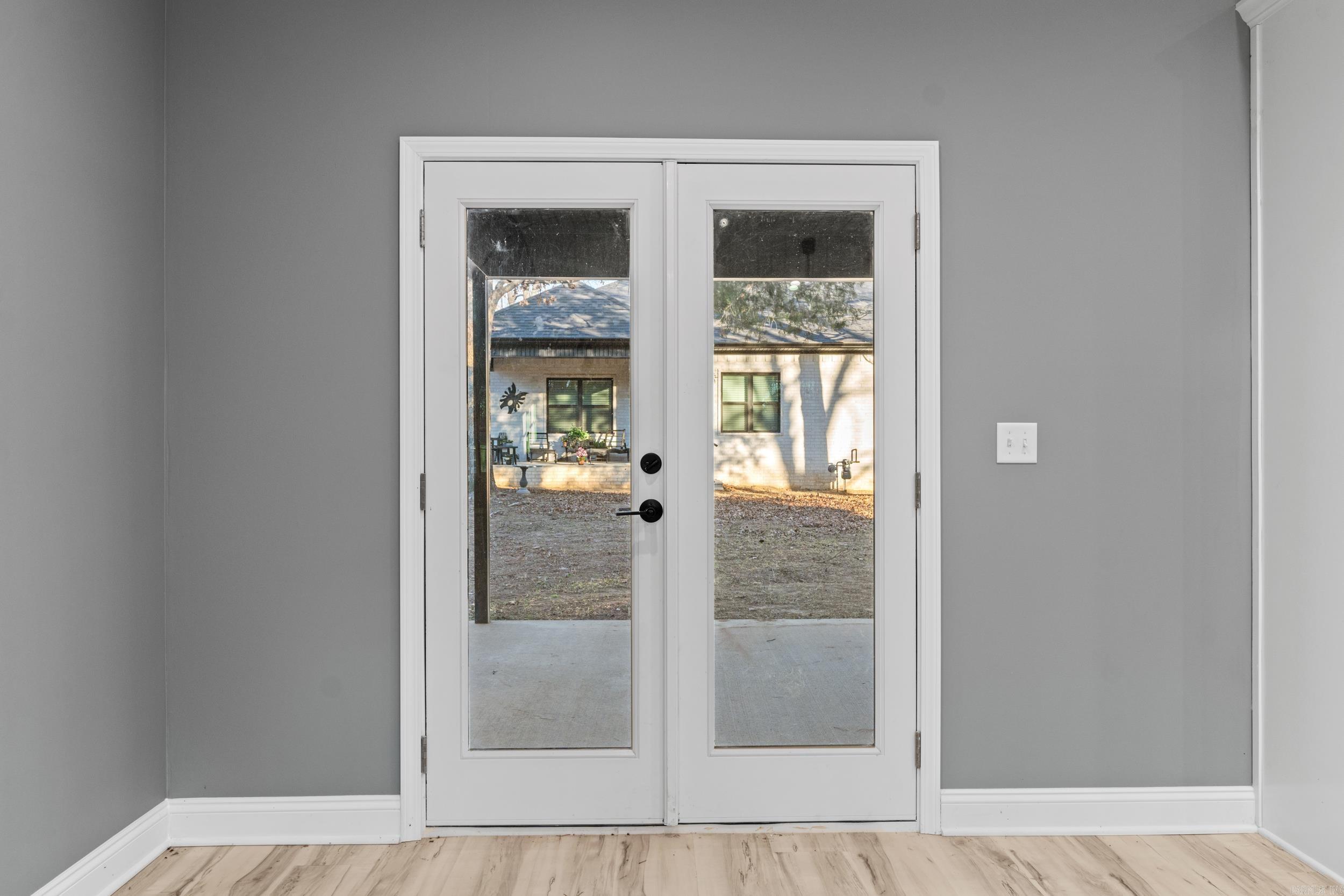 Delwood Manor 3rd - Residential