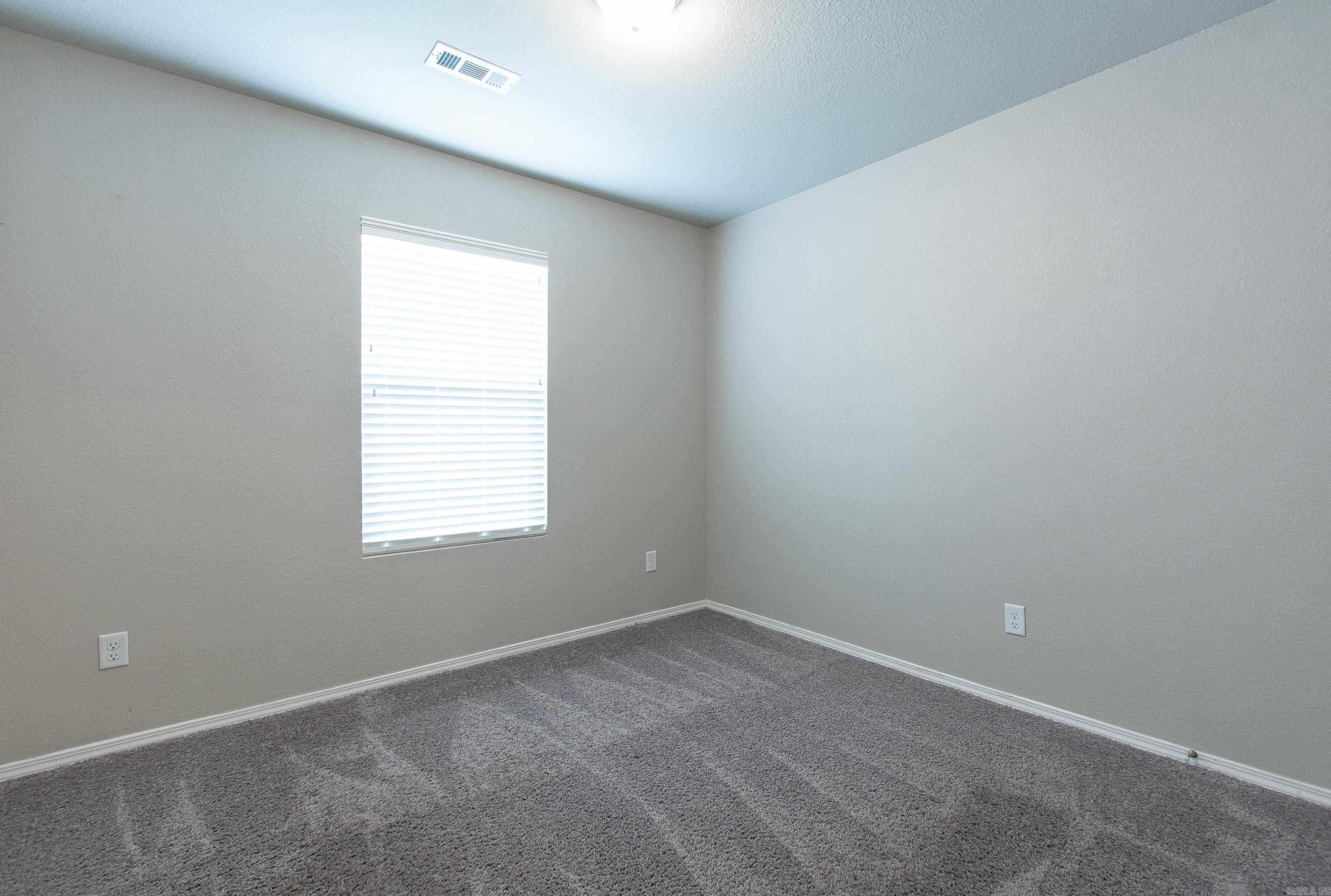 HILLDALE CROSSING - Residential