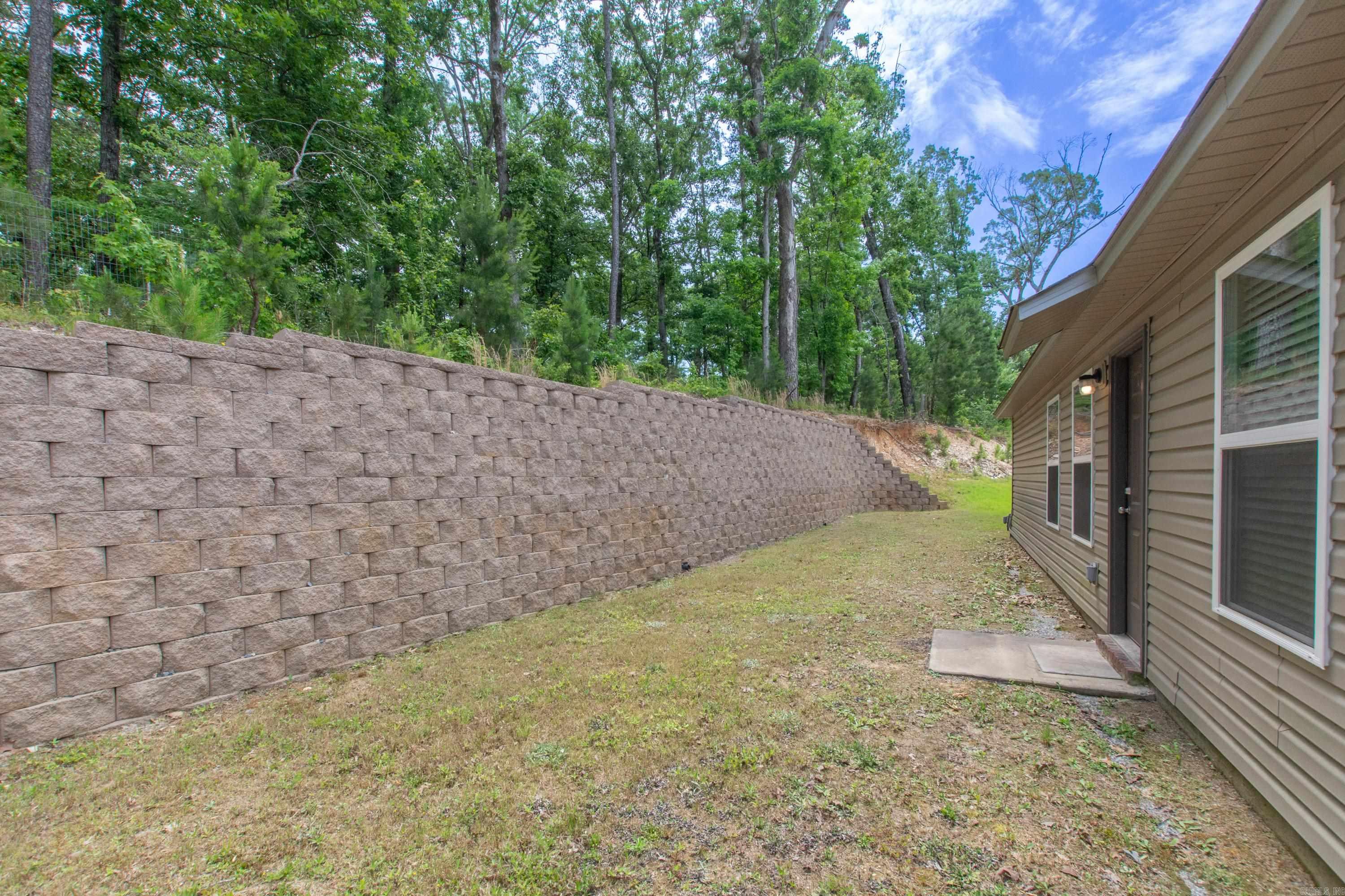 HILLDALE CROSSING - Residential
