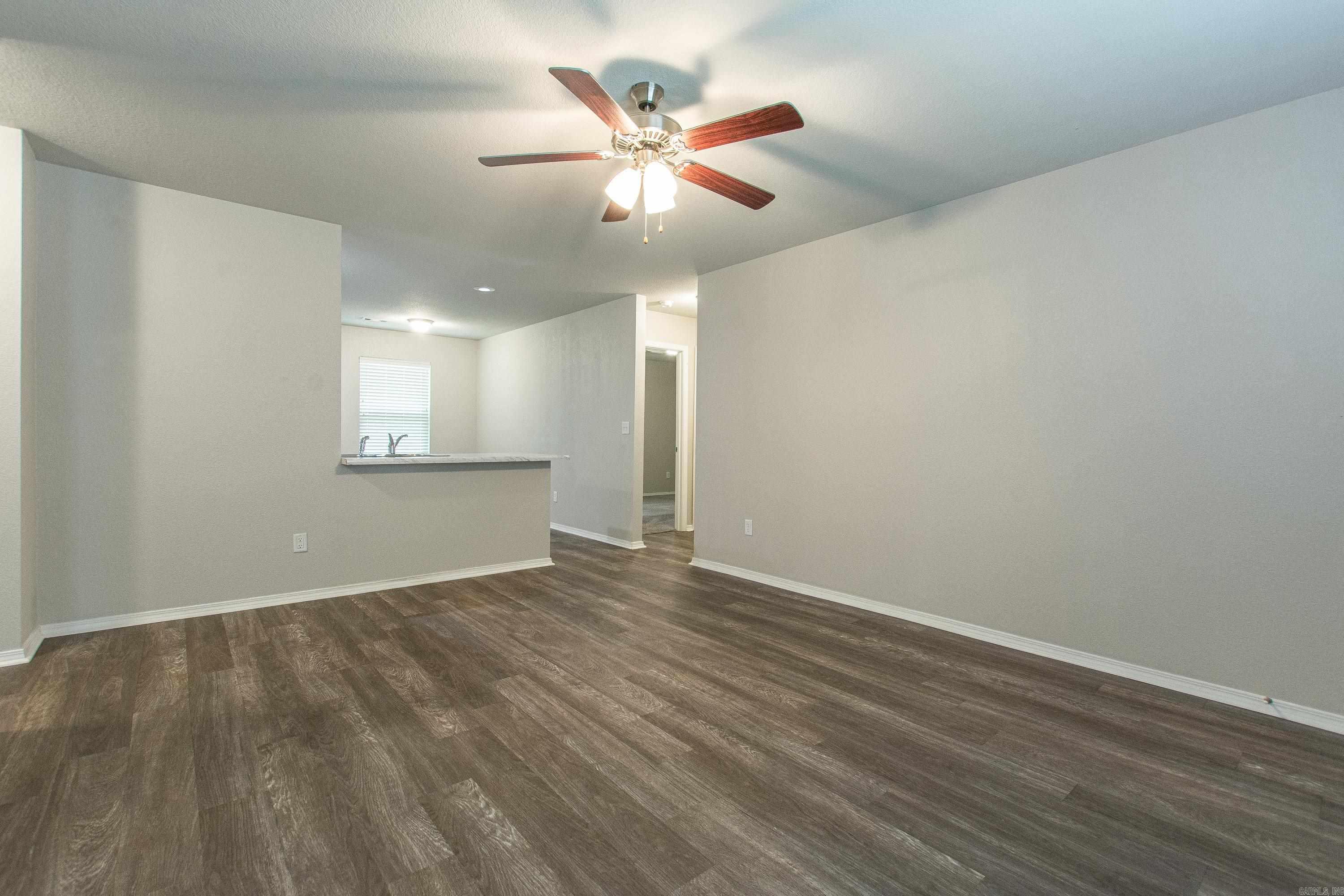 HILLDALE CROSSING - Residential