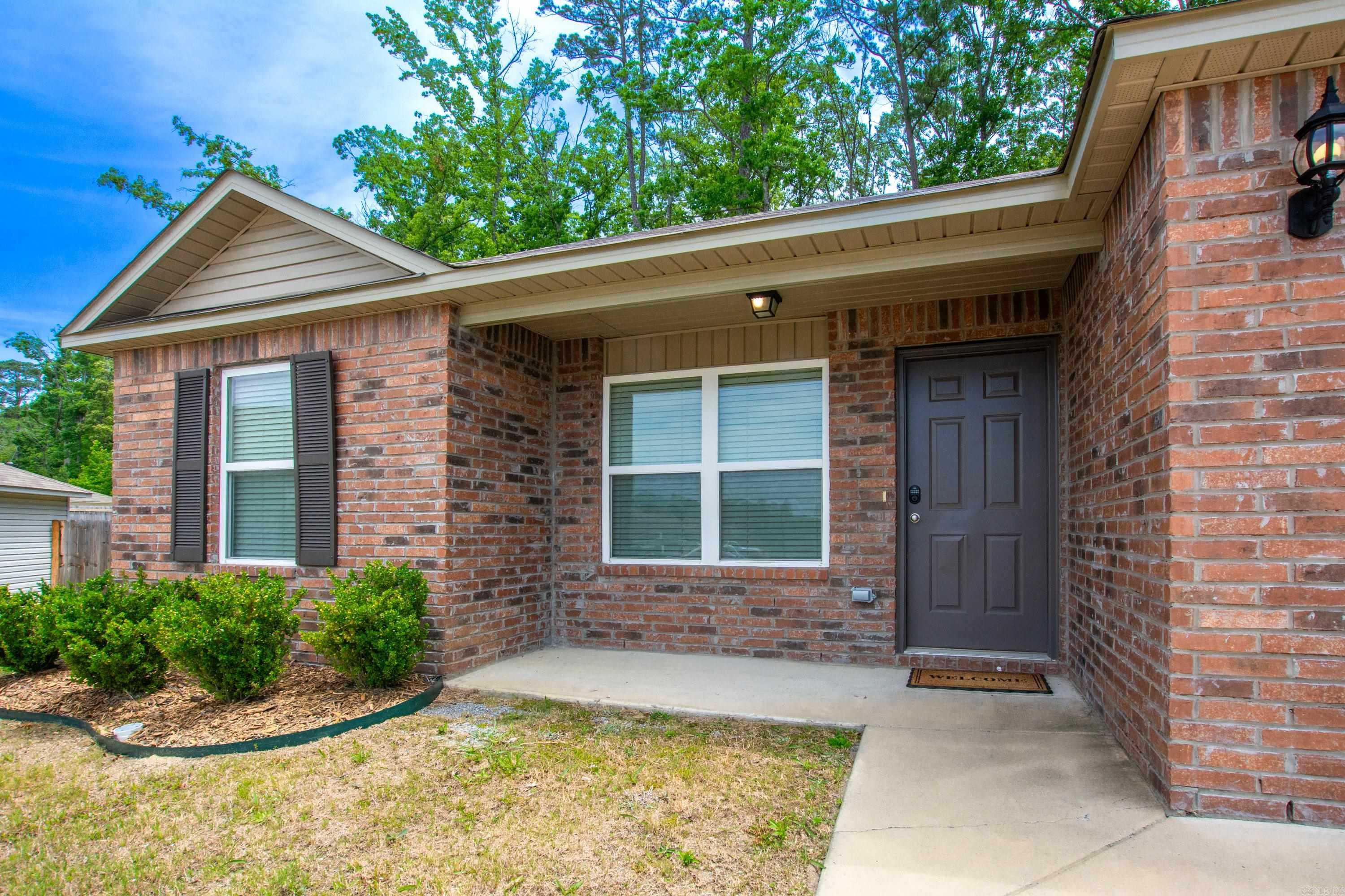 HILLDALE CROSSING - Residential