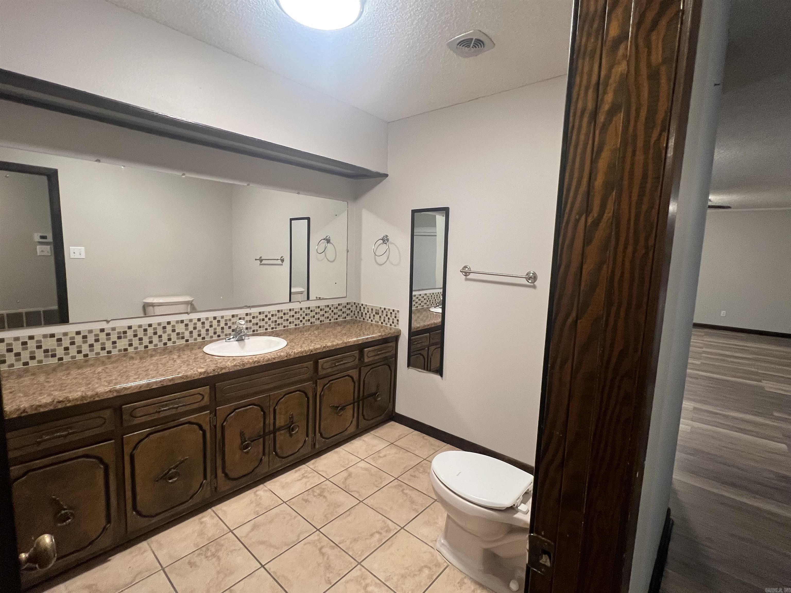 BALD KNOB OUTLOTS - Residential