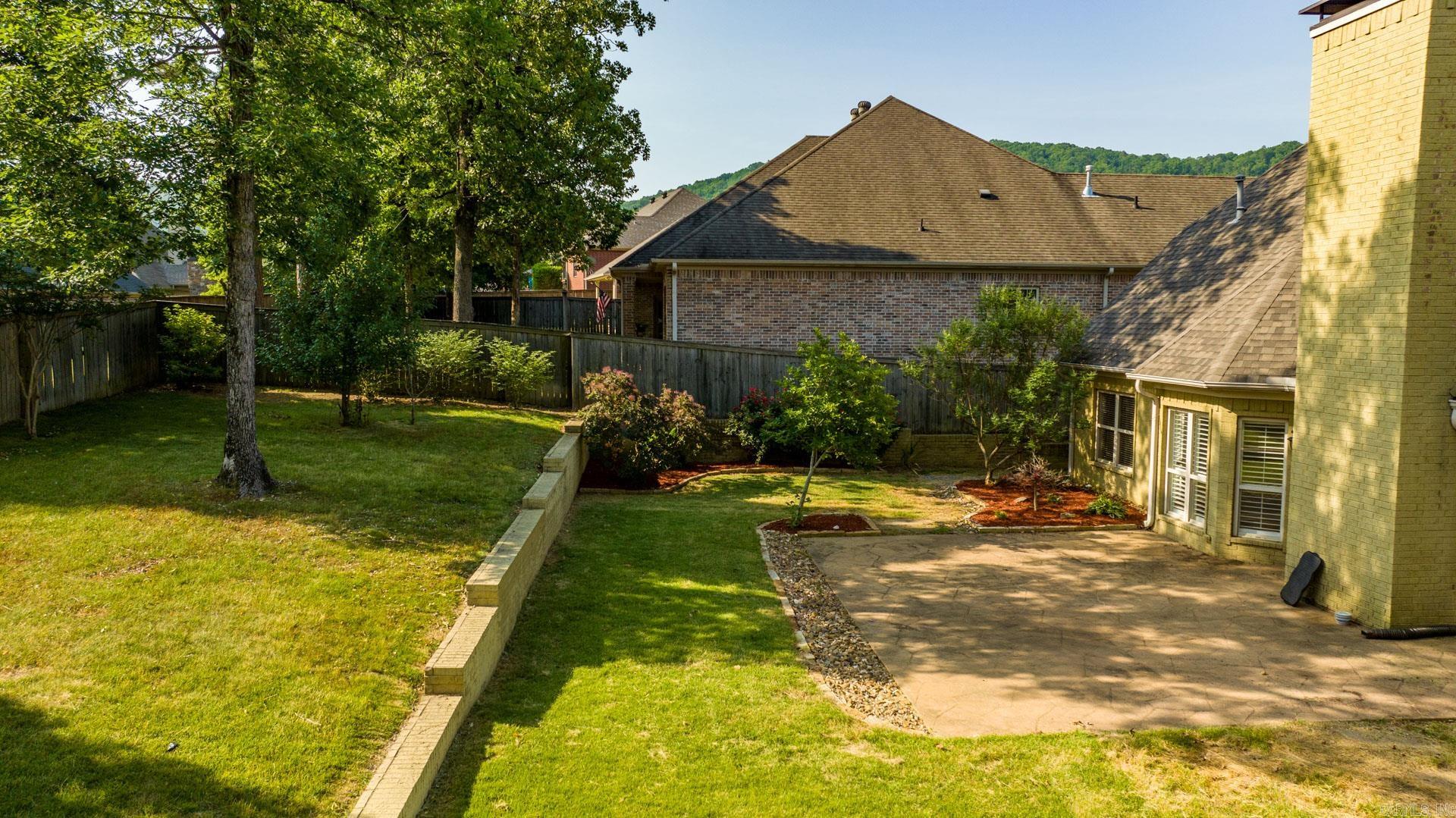 CHENAL VALLEY EPERNAY PLACE - Residential