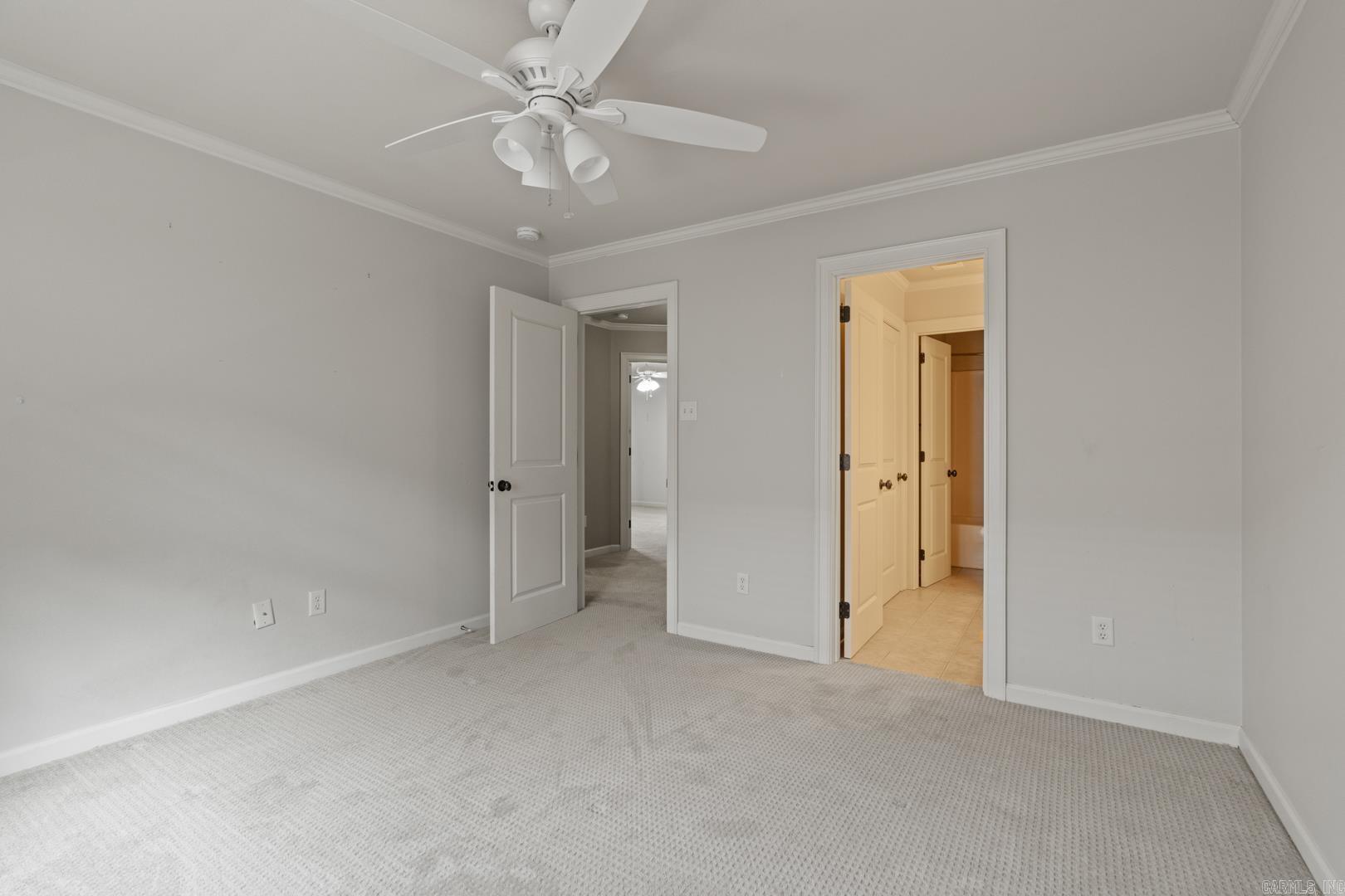 CHENAL VALLEY EPERNAY PLACE - Residential