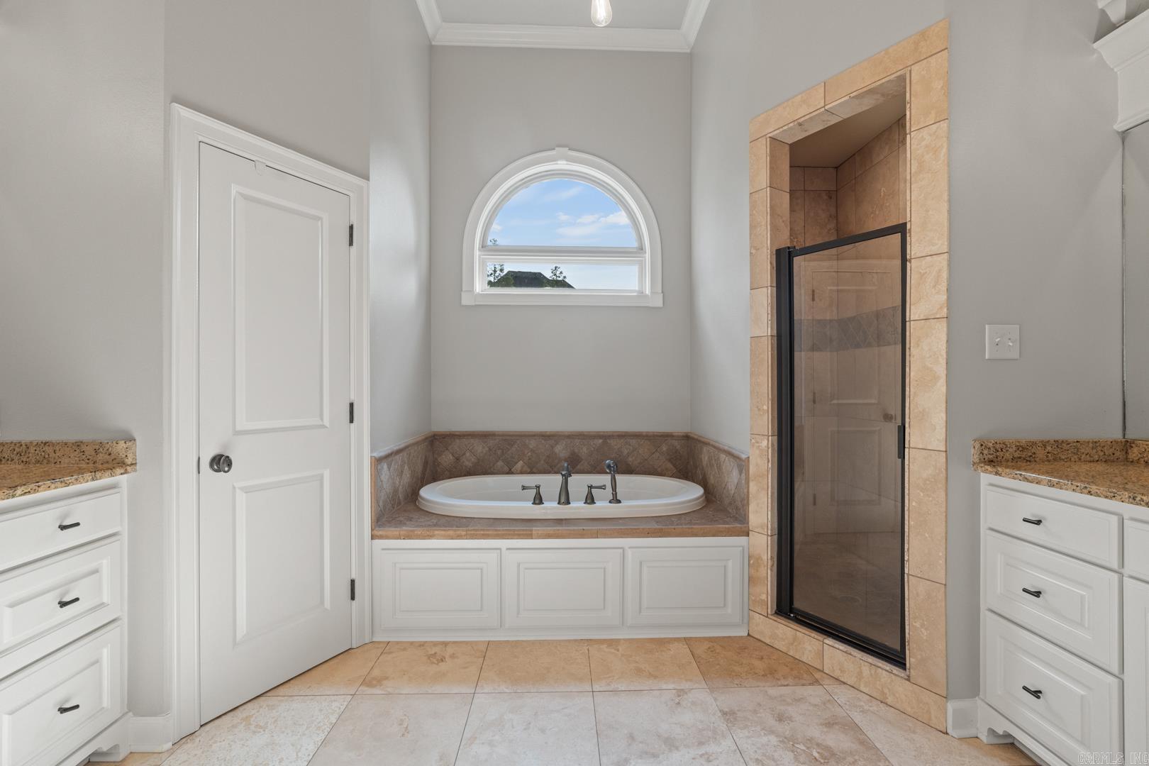 CHENAL VALLEY EPERNAY PLACE - Residential