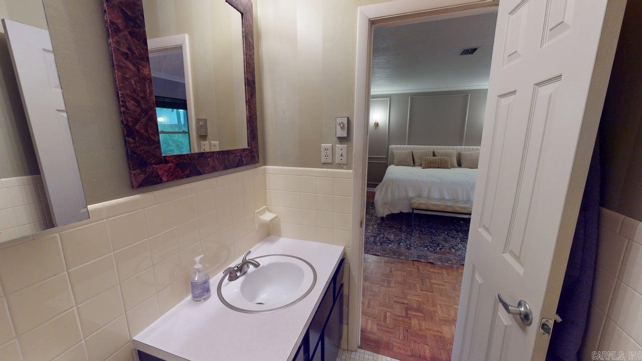 West Gate - Residential