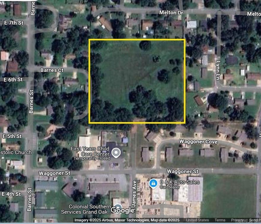 5 Acres in the city limits of Lonoke.  Property is zoned R2.