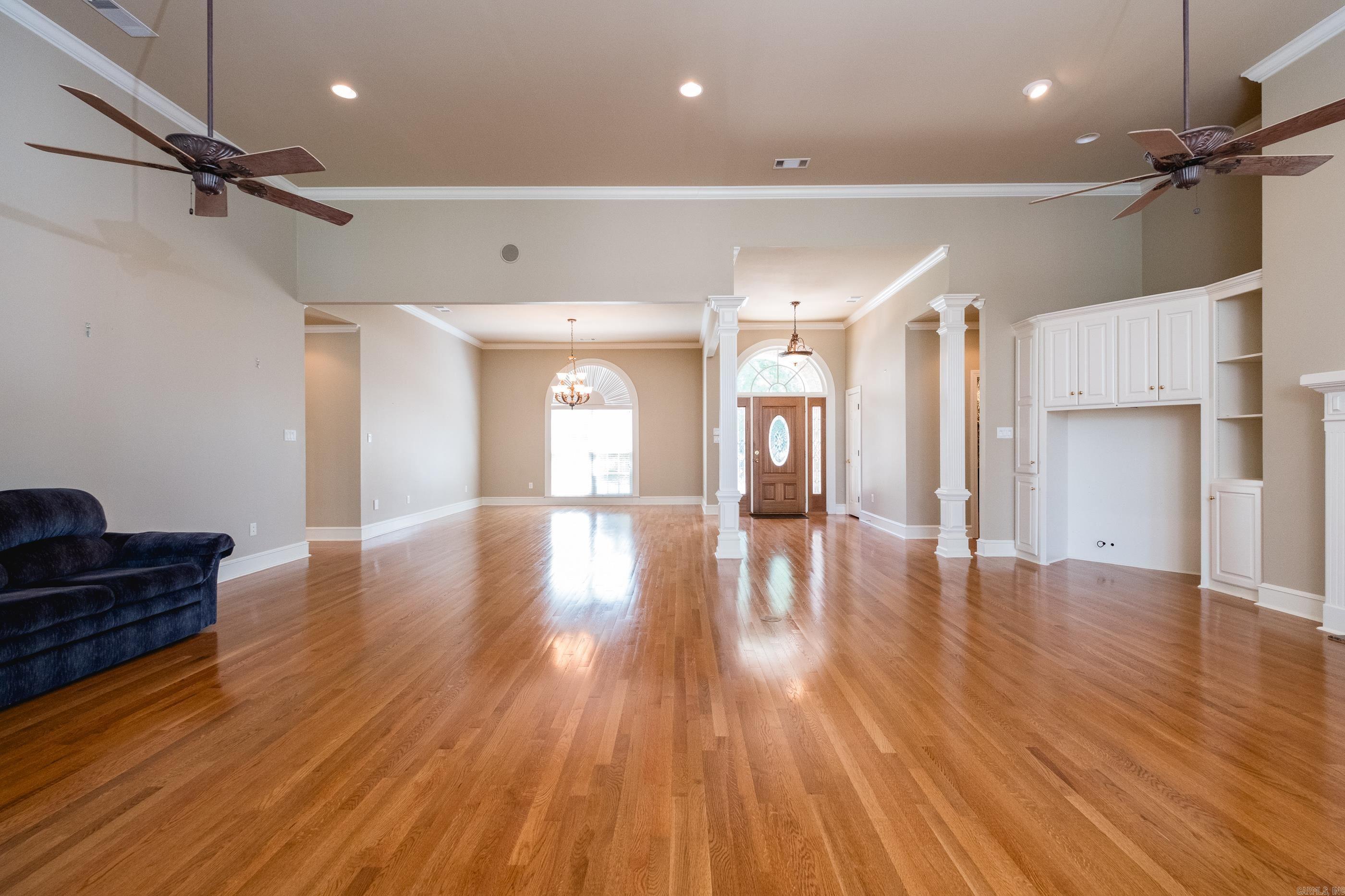 WELLINGTON POINTE ANNEX - Residential