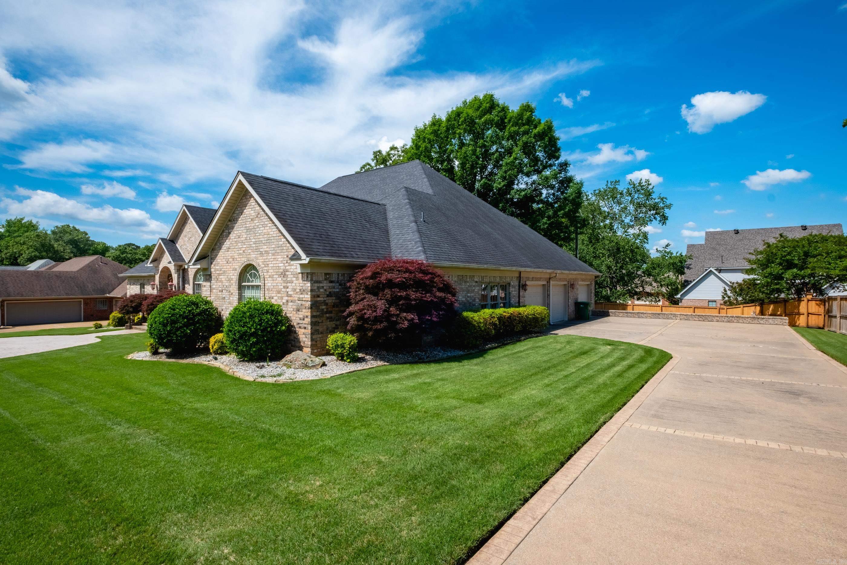 WELLINGTON POINTE ANNEX - Residential