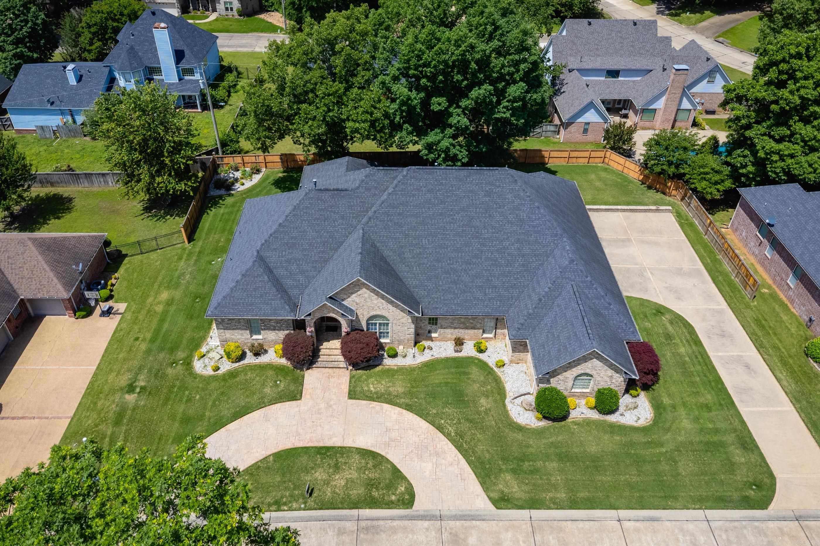 WELLINGTON POINTE ANNEX - Residential