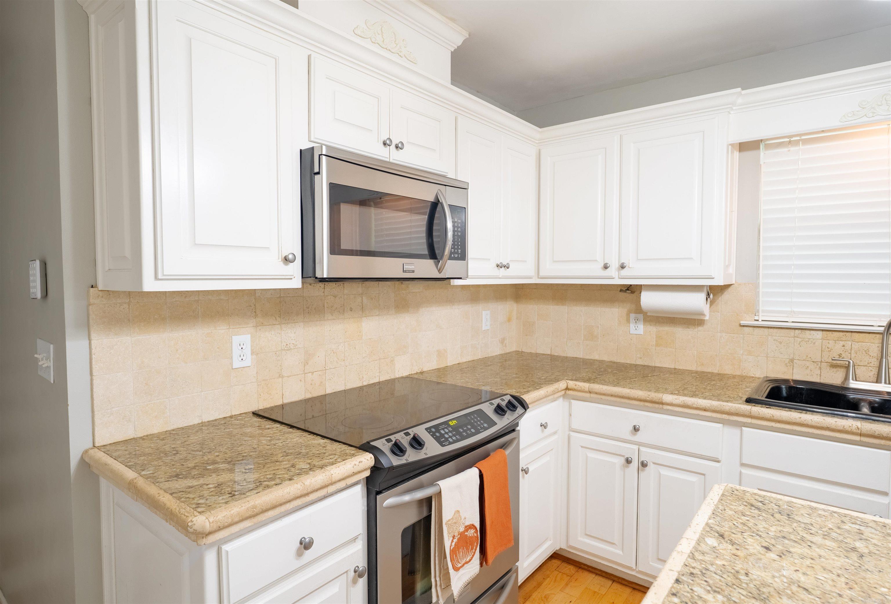 Marlowe Manor - Residential