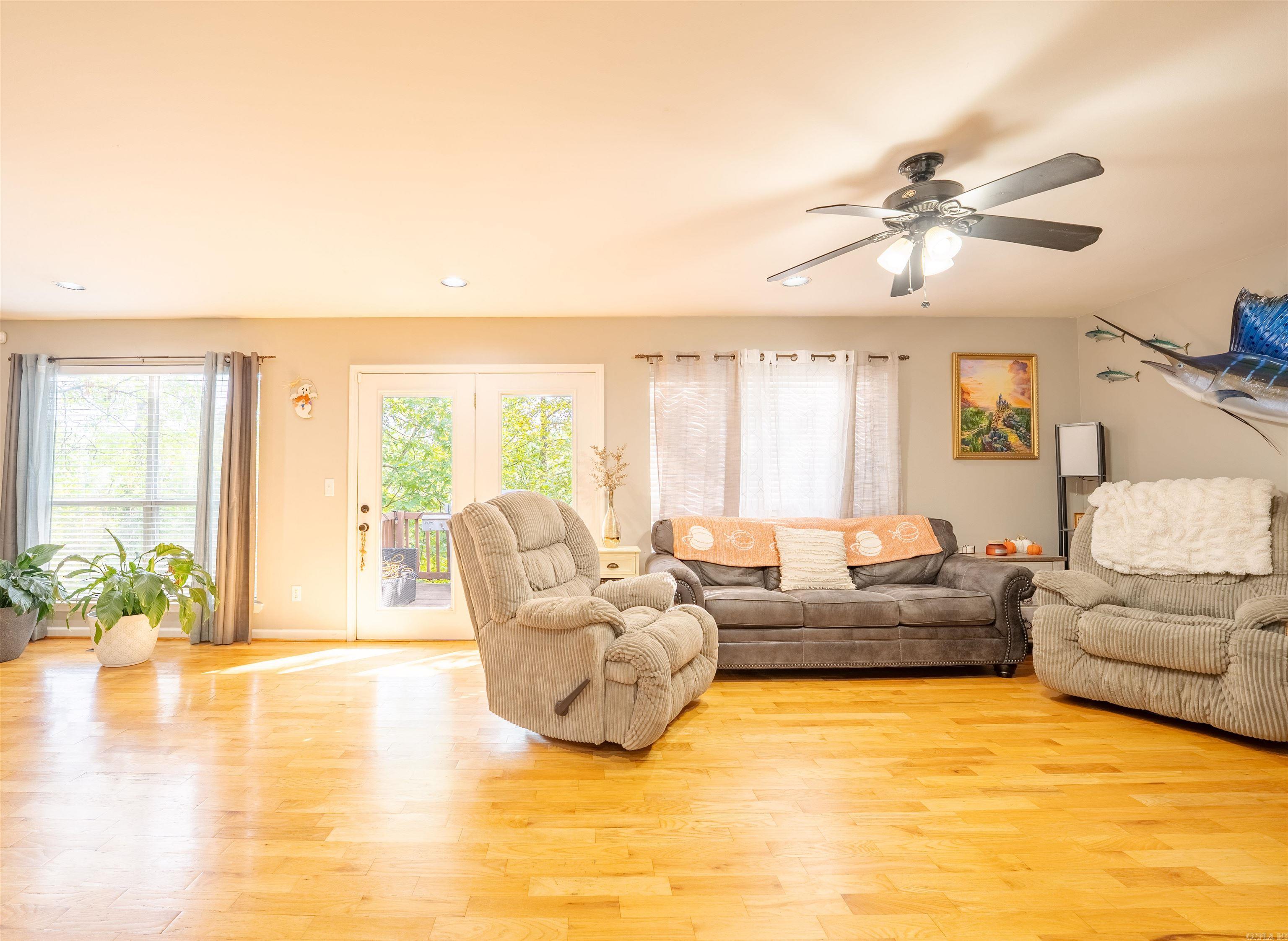 Marlowe Manor - Residential