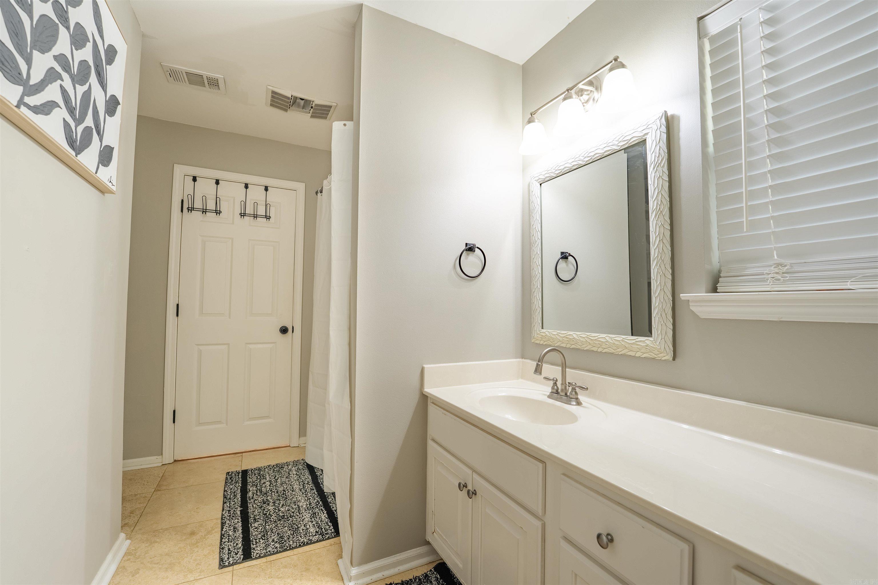 Marlowe Manor - Residential