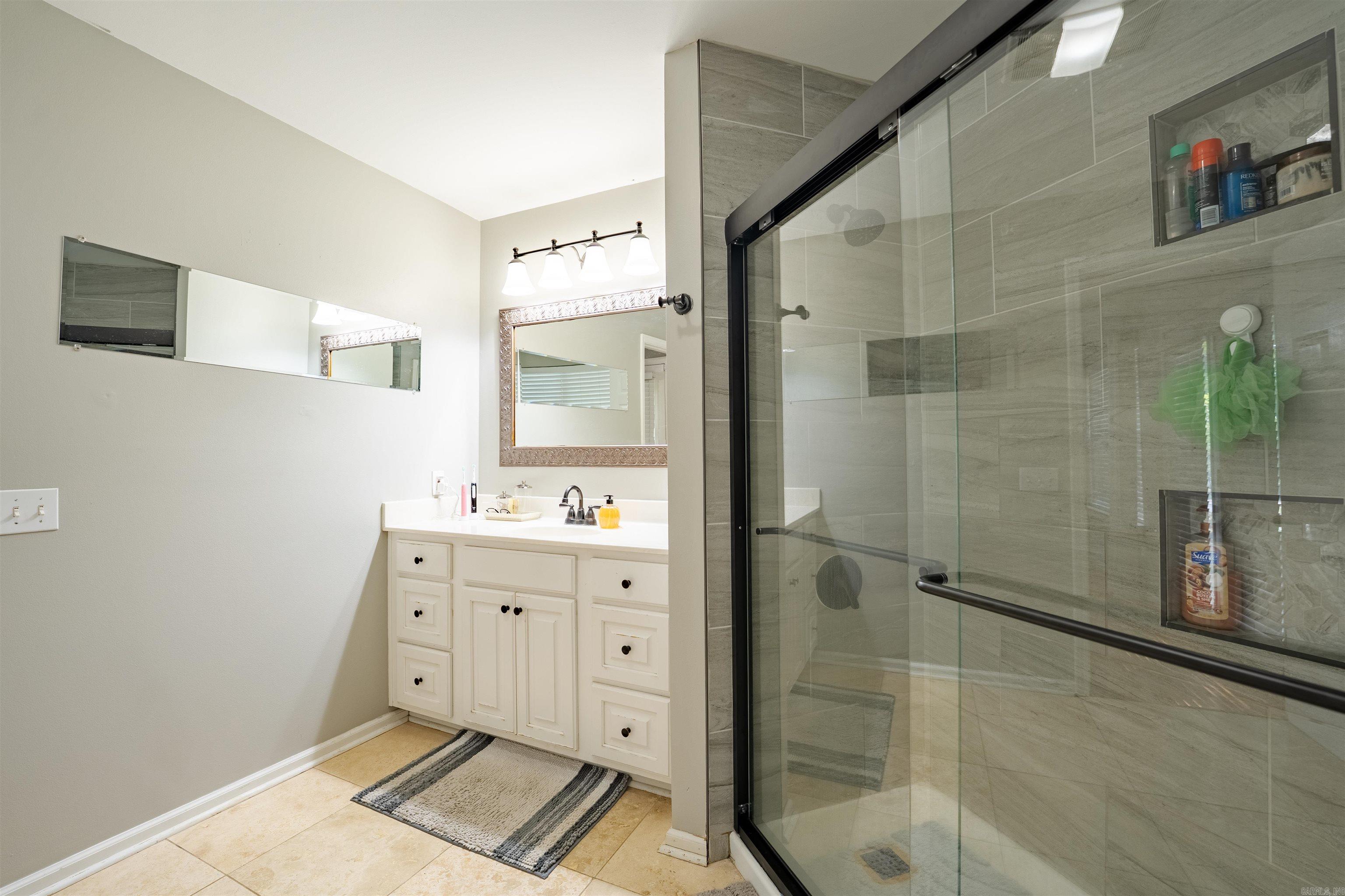 Marlowe Manor - Residential