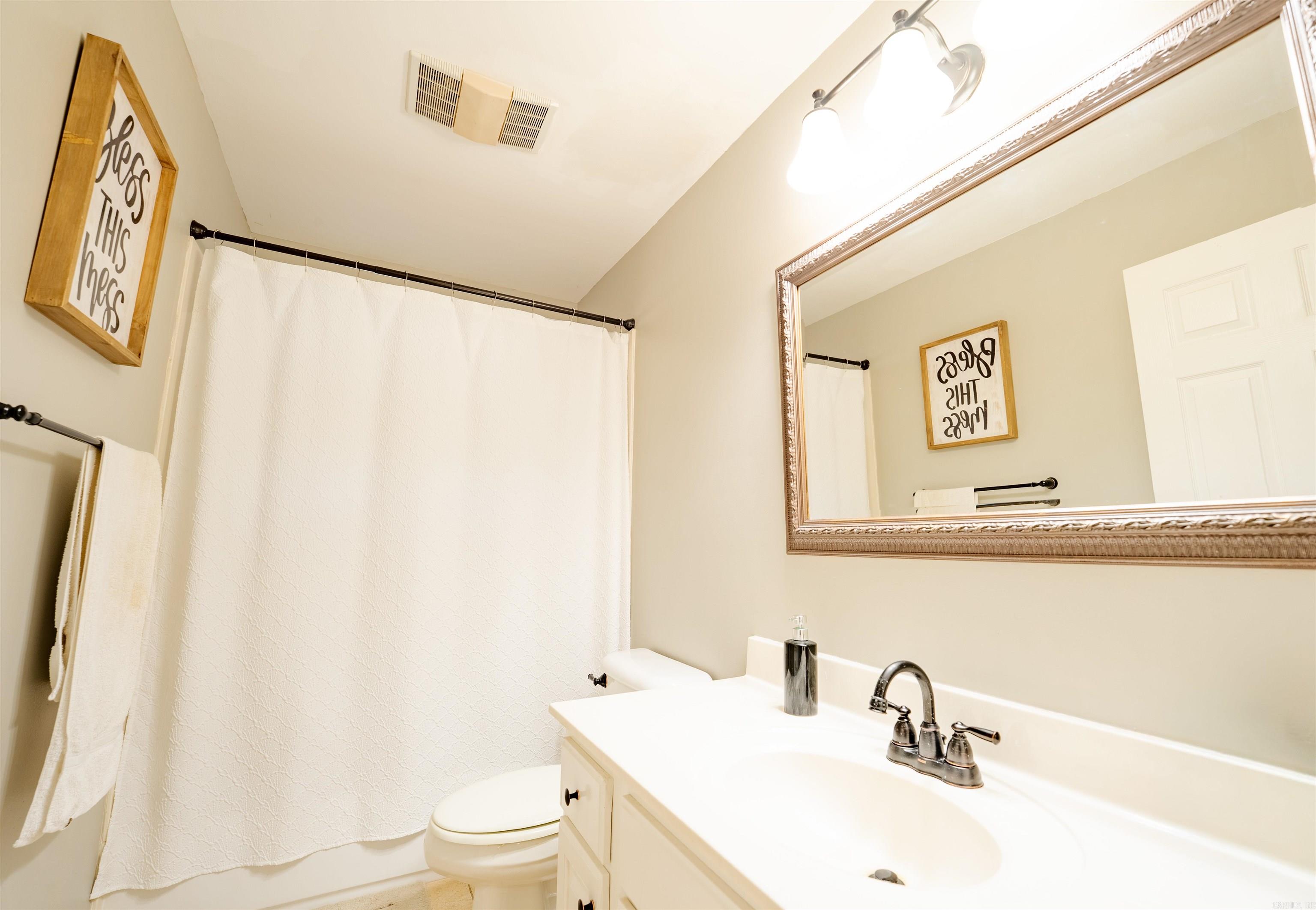 Marlowe Manor - Residential