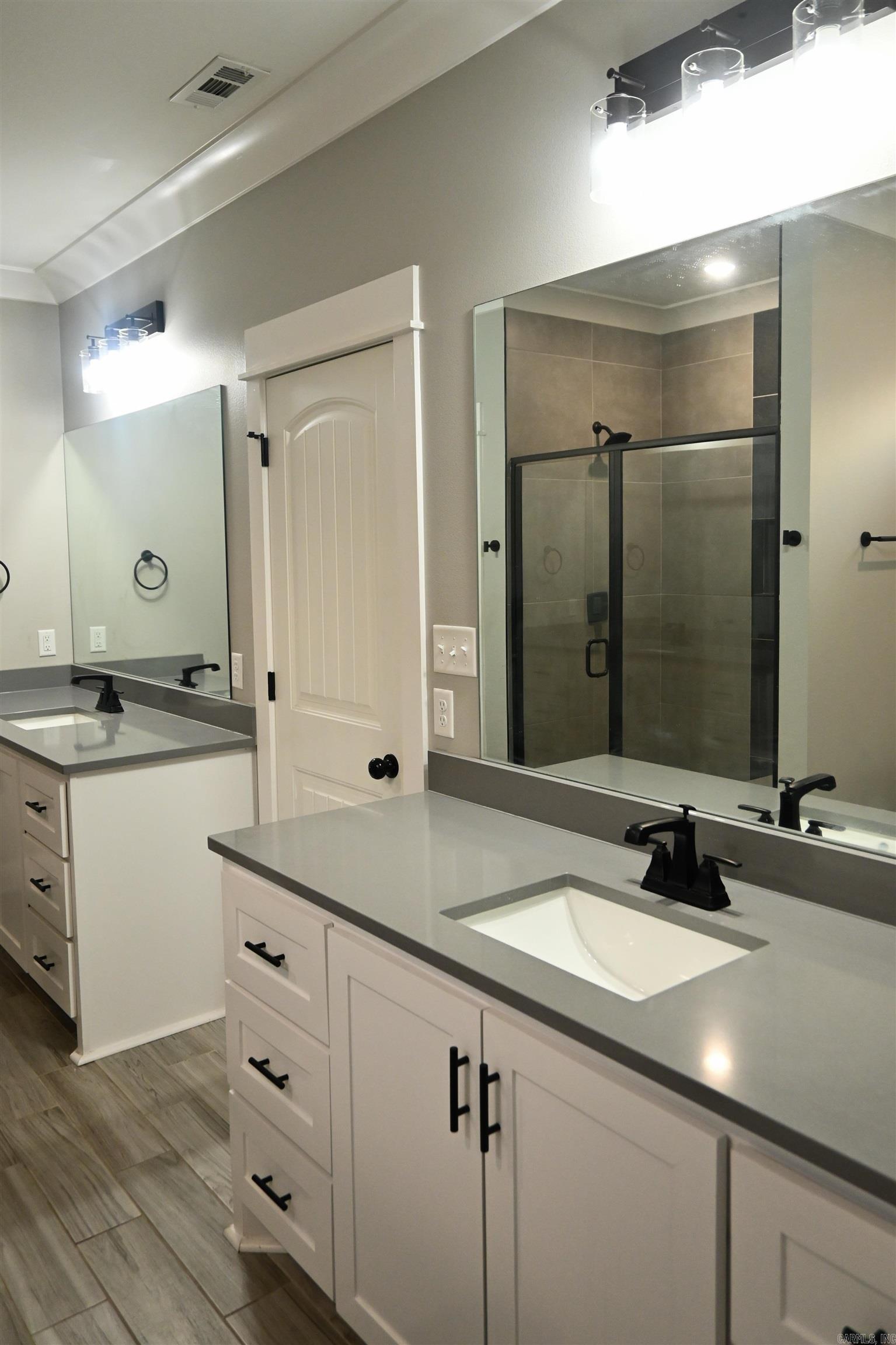 CREEKSIDE ADDN - Residential