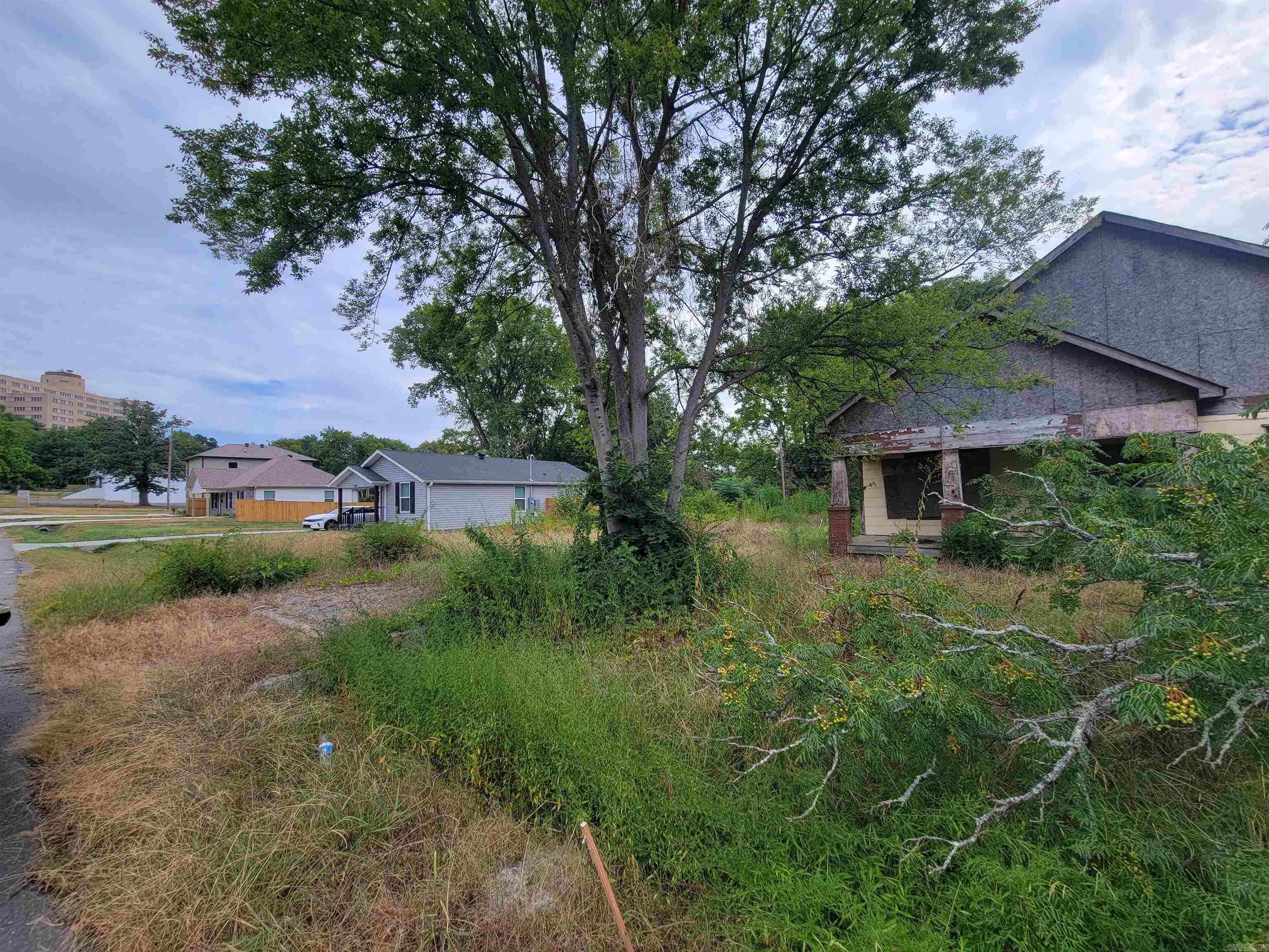 PETTEFERS - Residential