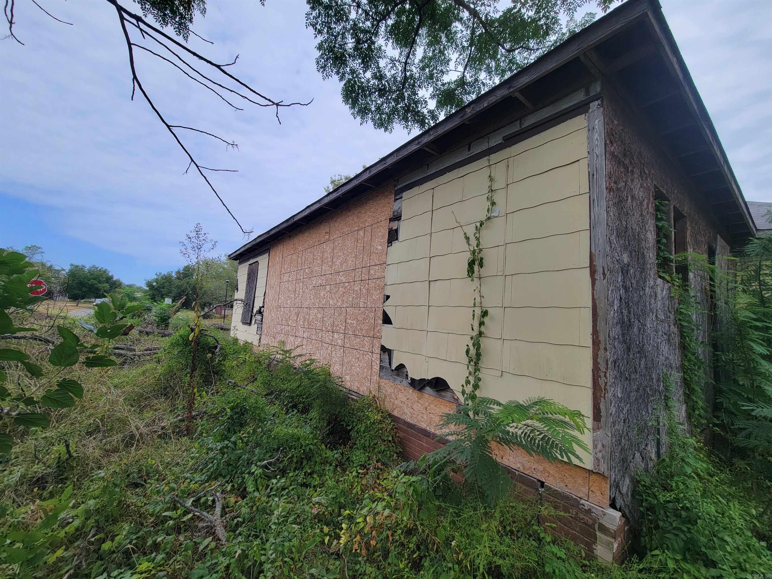 PETTEFERS - Residential