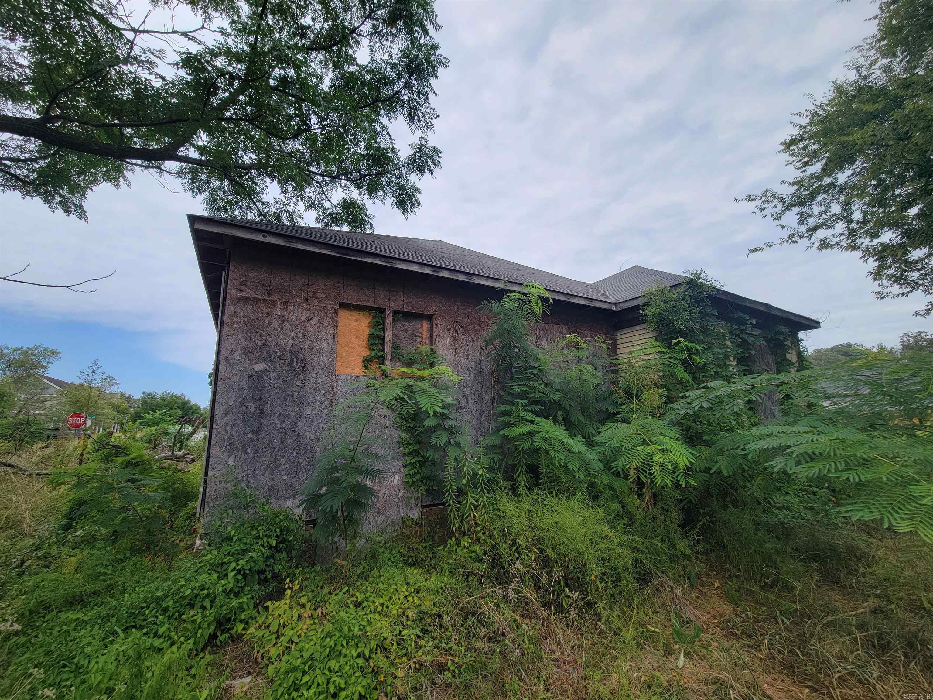 PETTEFERS - Residential