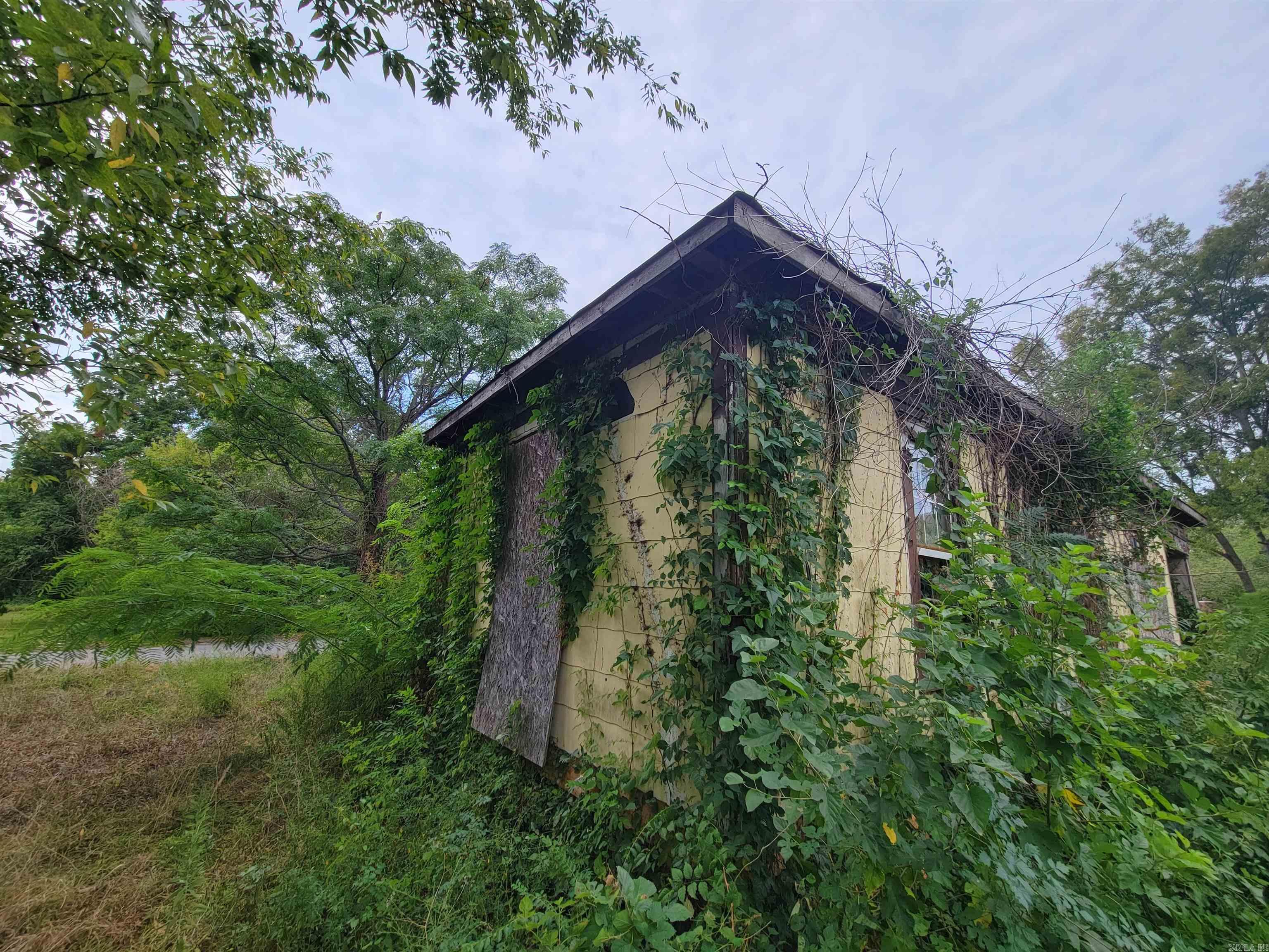 PETTEFERS - Residential