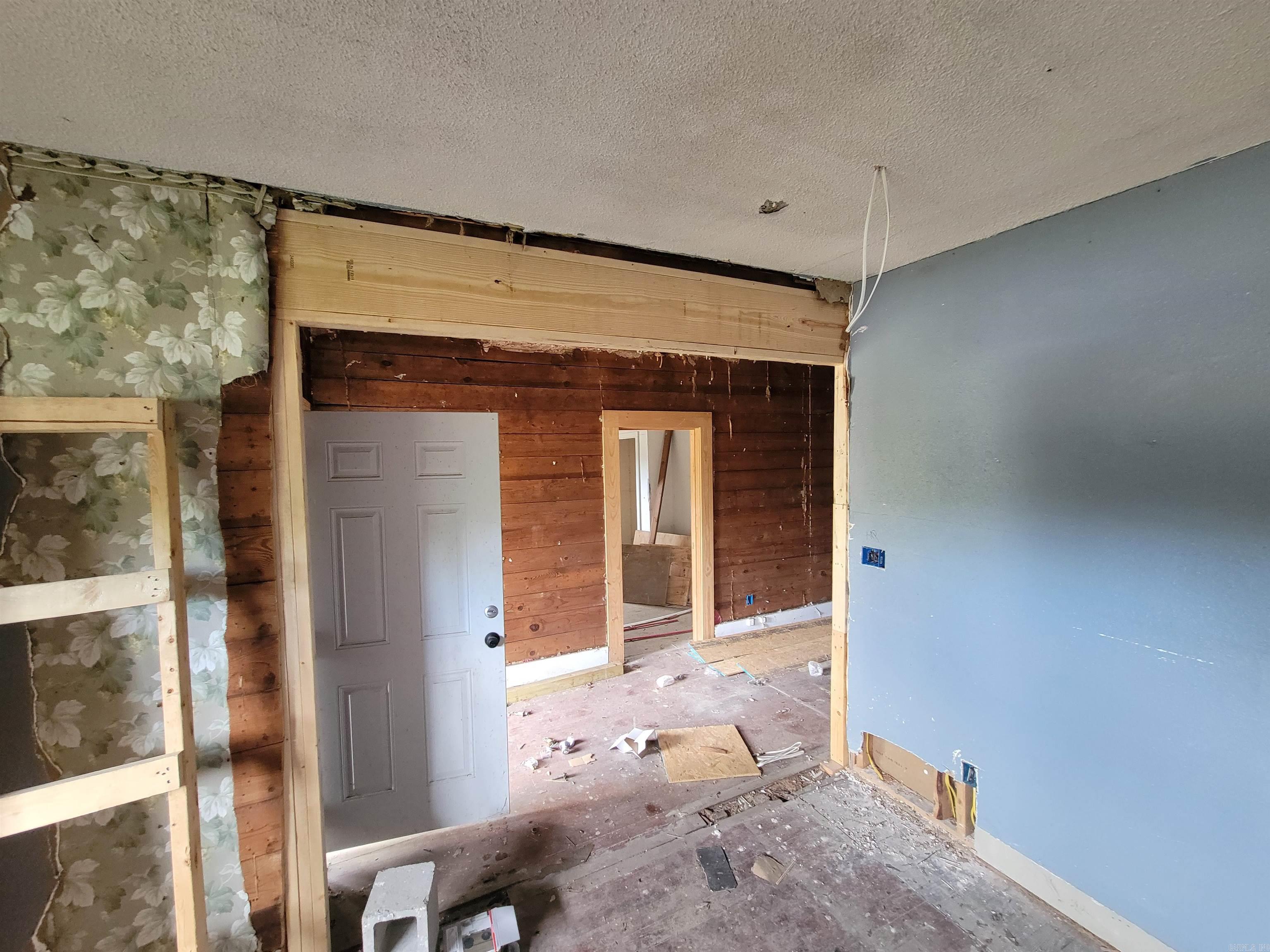 PETTEFERS - Residential