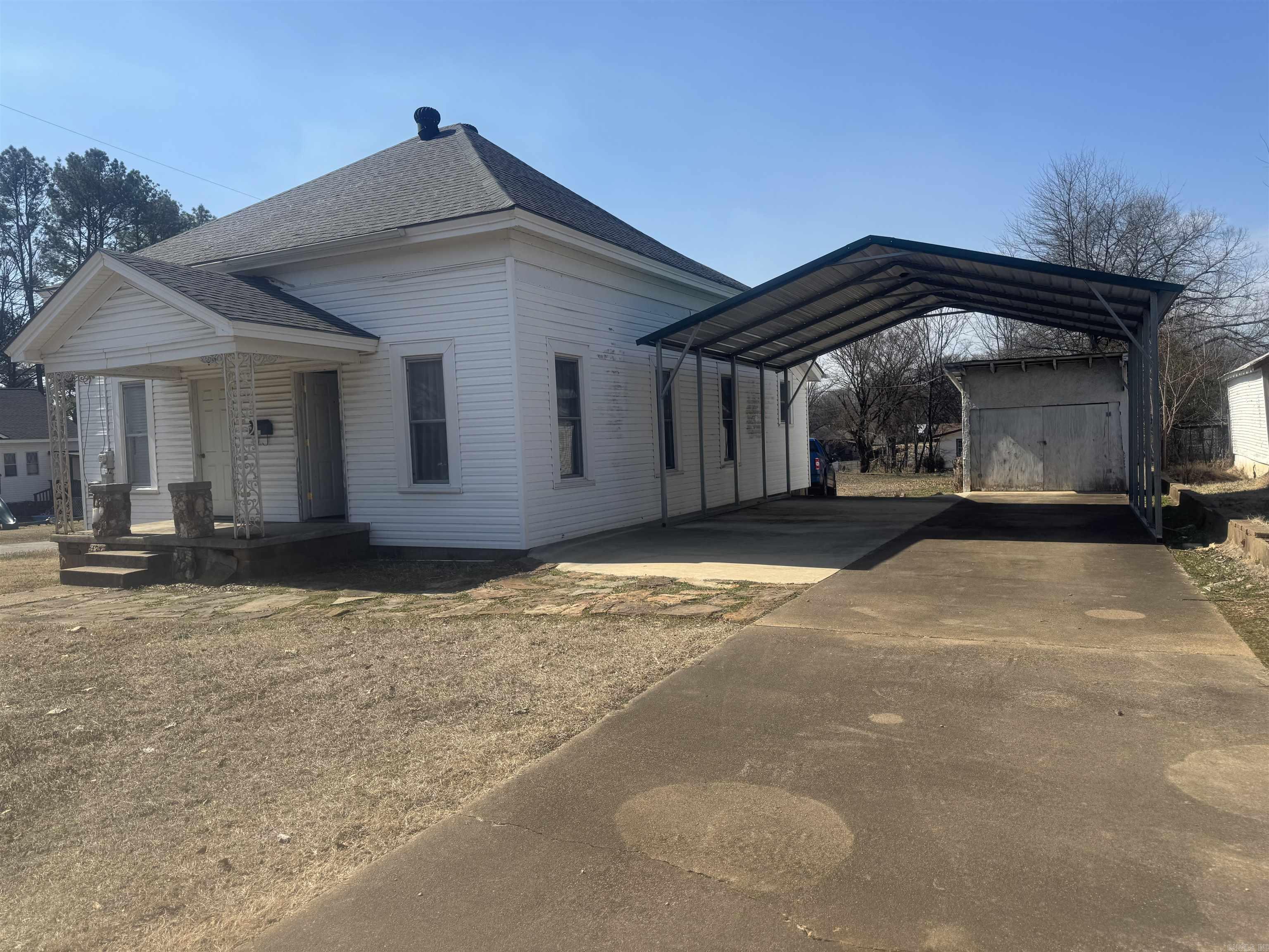 This newly remodeled house has all of the charm of yesteryear & upgrades of the present. It sets on 2 City lots, has carport & 2 outbuildings. Take a look. It wonāt be on the market long.