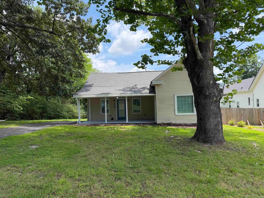 Welcome home to this beautifully crafted modern farmhouse right in the heart of Heber Springs! This home has been totally remodeled with soaring ceilings, rich hardwood floors, and a stunning kitchen with reclaimed hardwood original to this 1902 home.  The spacious open floor plan is filled with natural light and serves as a welcoming place for family and friends.  Enjoy the covered front porch or hang out in the spacious backyard, this house is move in ready and priced to sell1!!