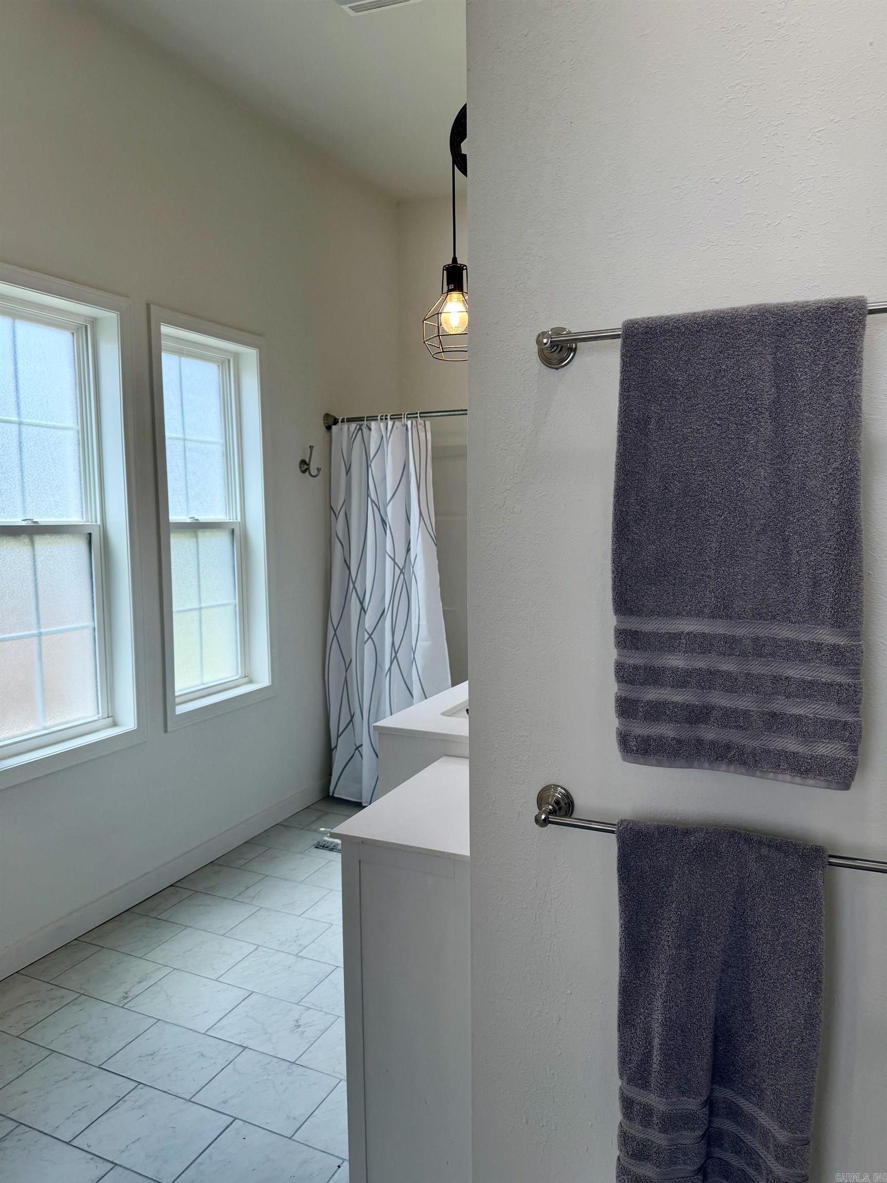 Heber Springs-Inside - Residential