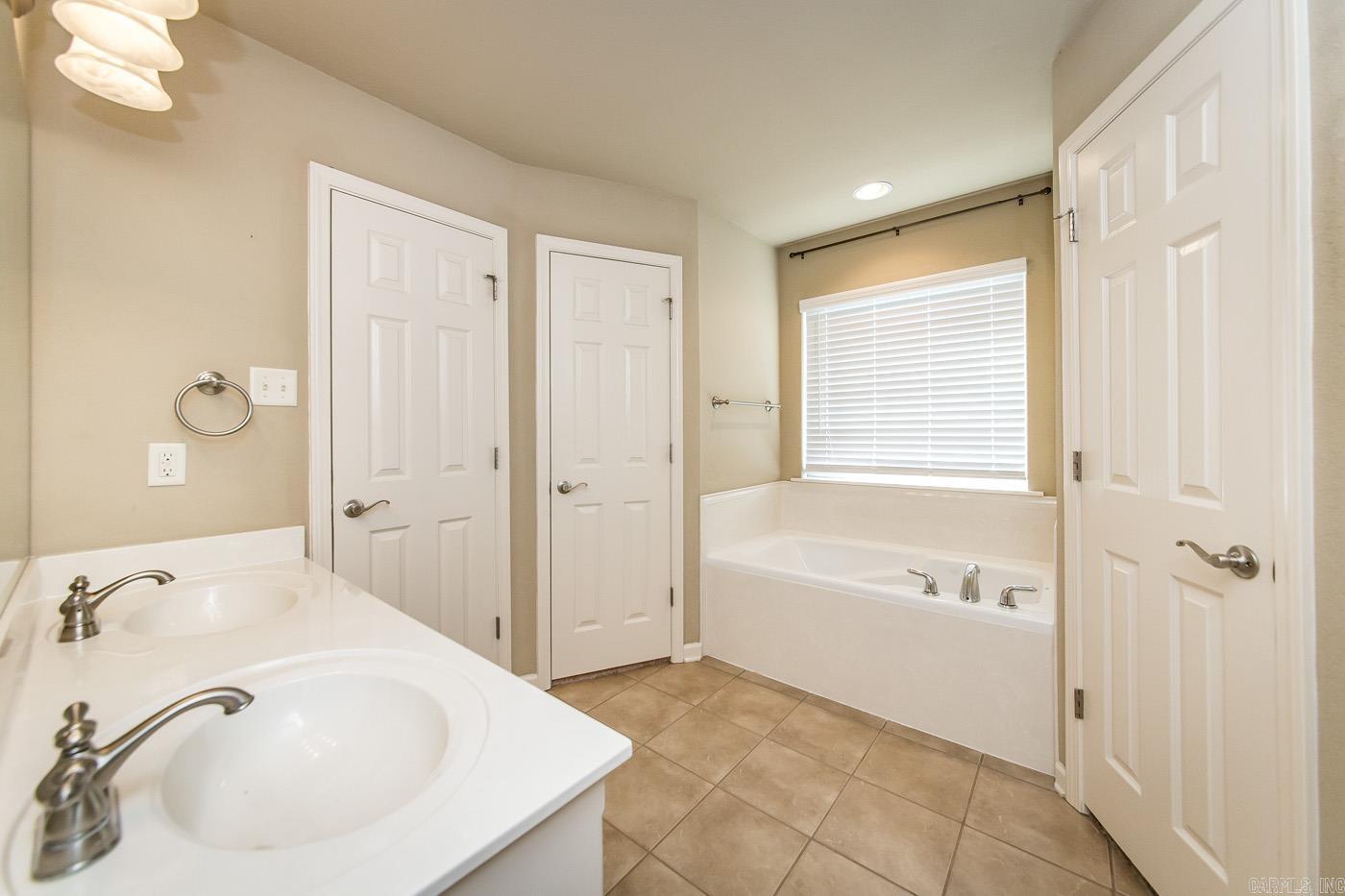 BRYSON ESTATES - Residential