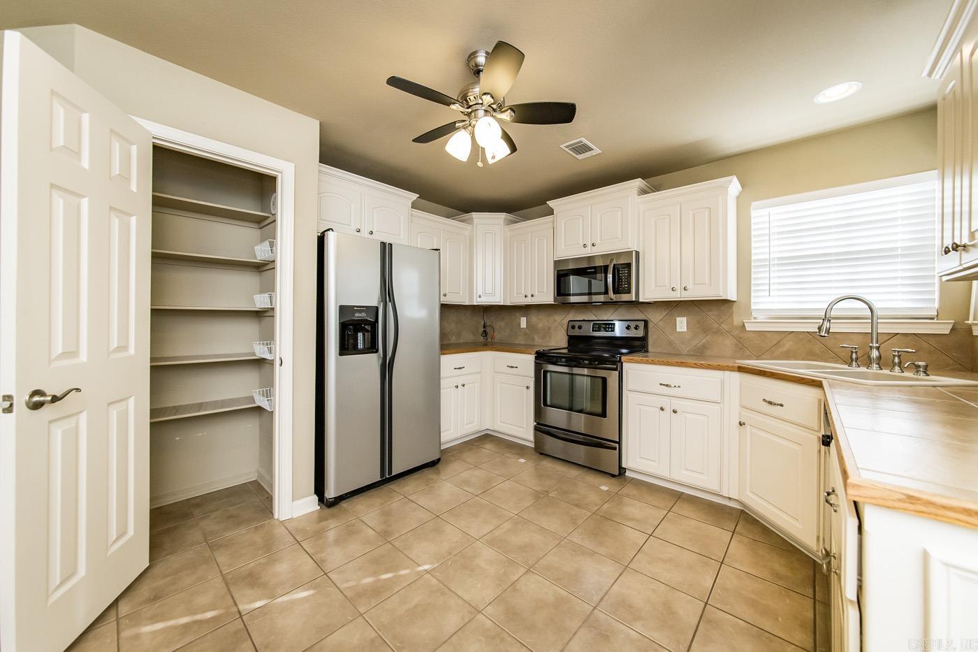 BRYSON ESTATES - Residential