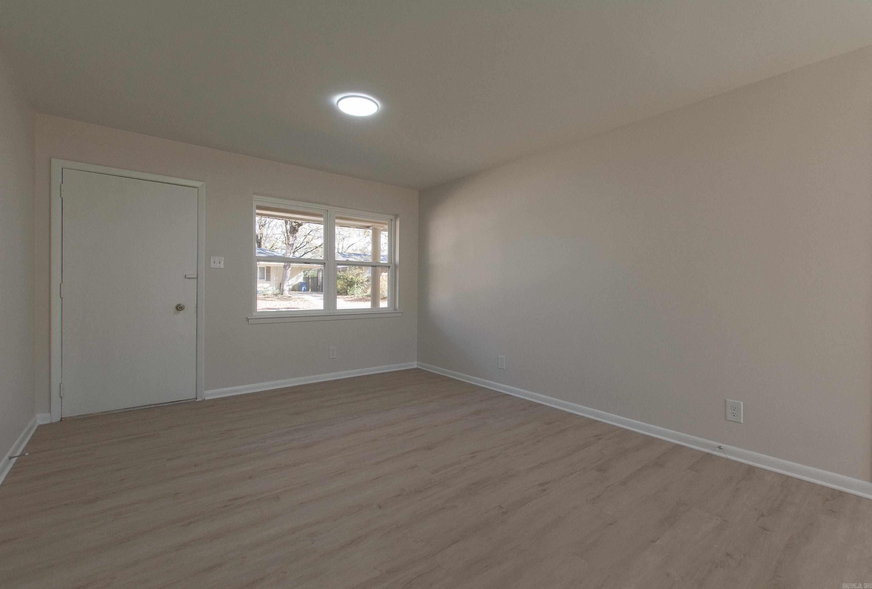 INDIAN HILLS - Residential